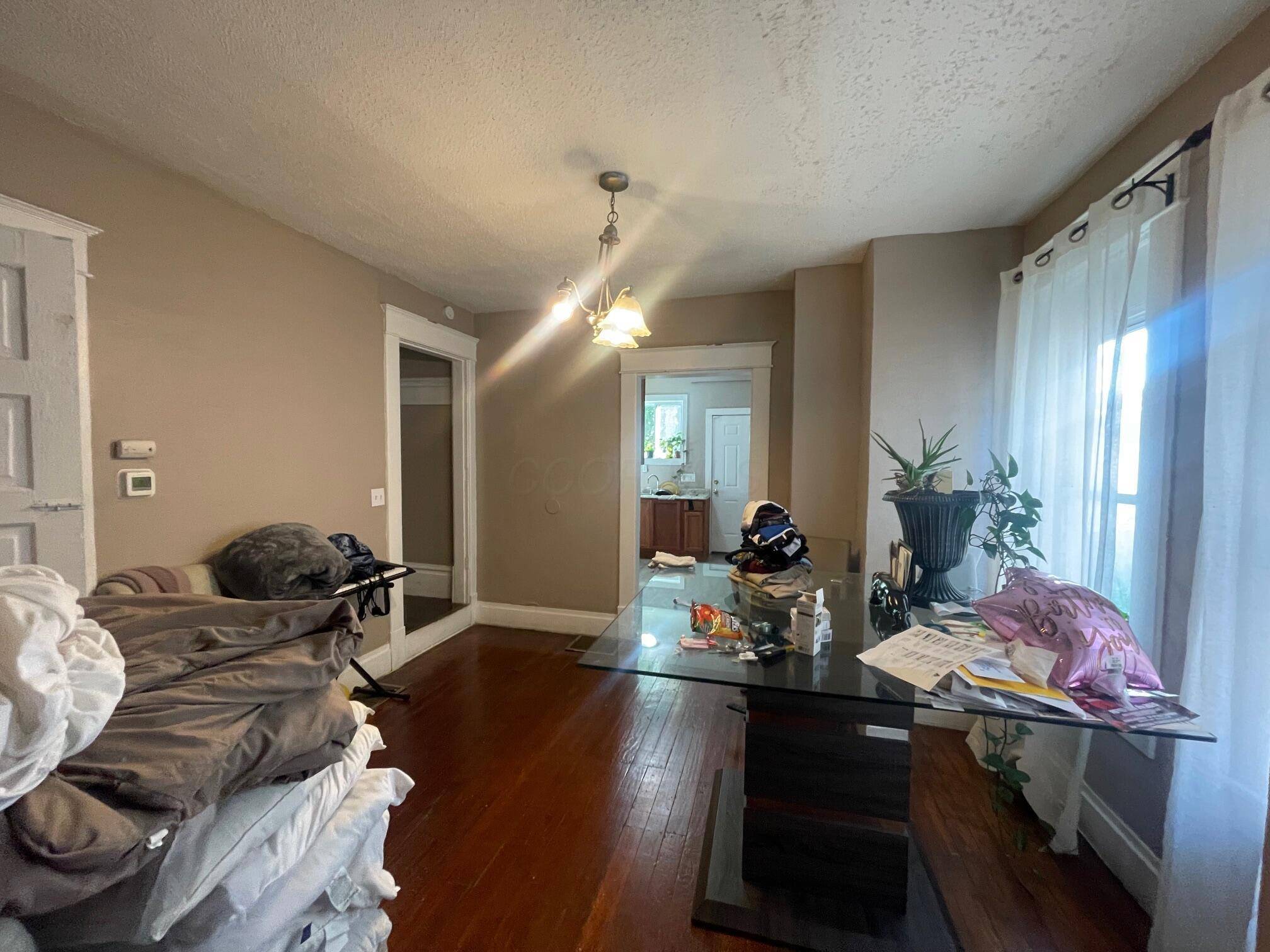 Columbus, OH 43207,495 E Welch Avenue