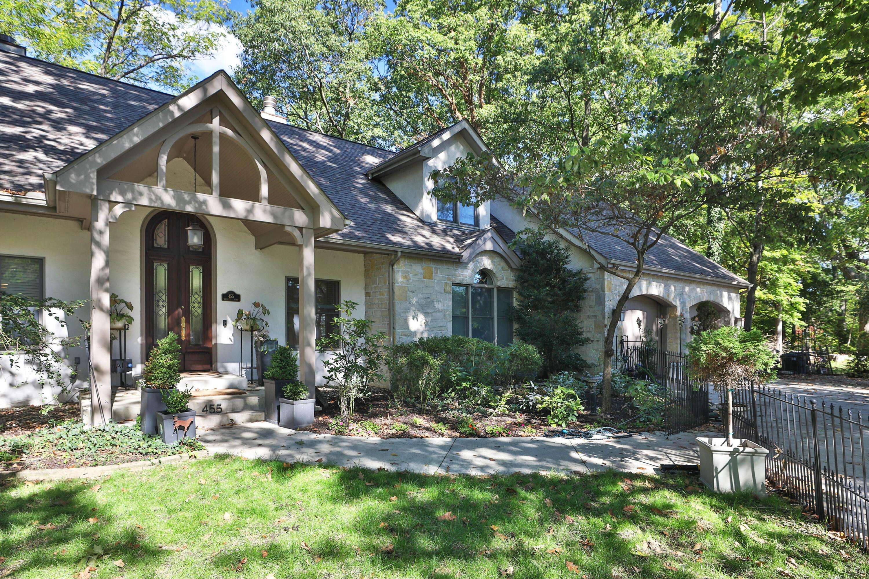 Columbus, OH 43202,455 Walhalla Road