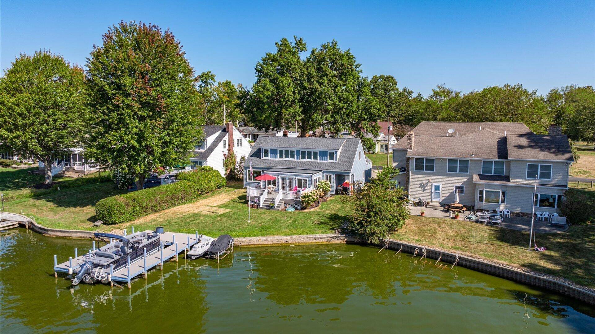 Hebron, OH 43025,955 Lake Shore Drive