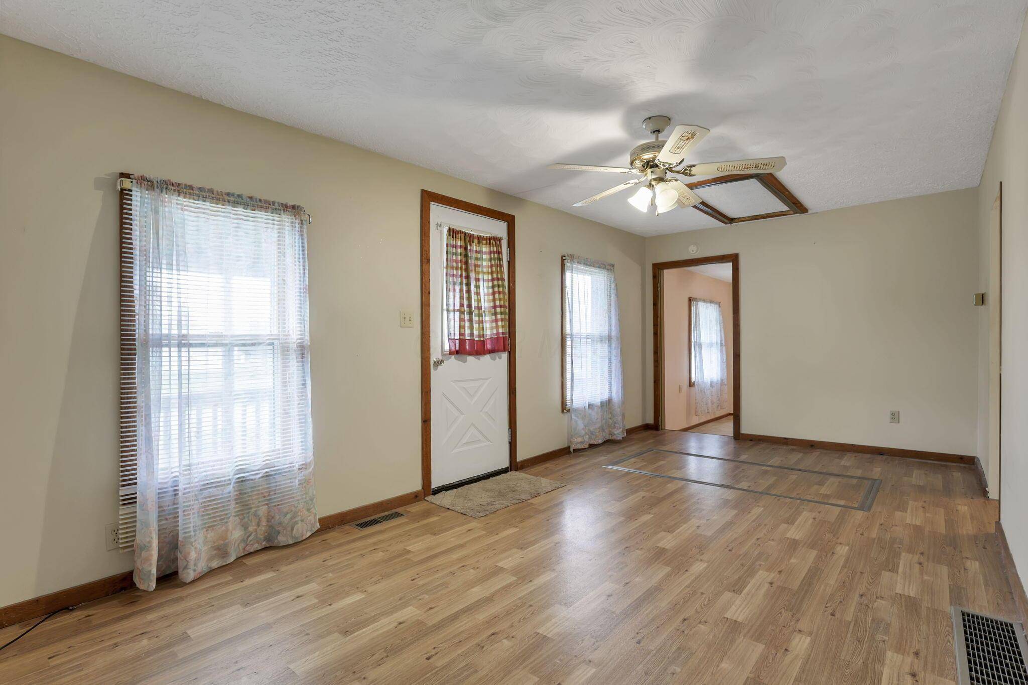 Newark, OH 43055,952 Weiant Avenue