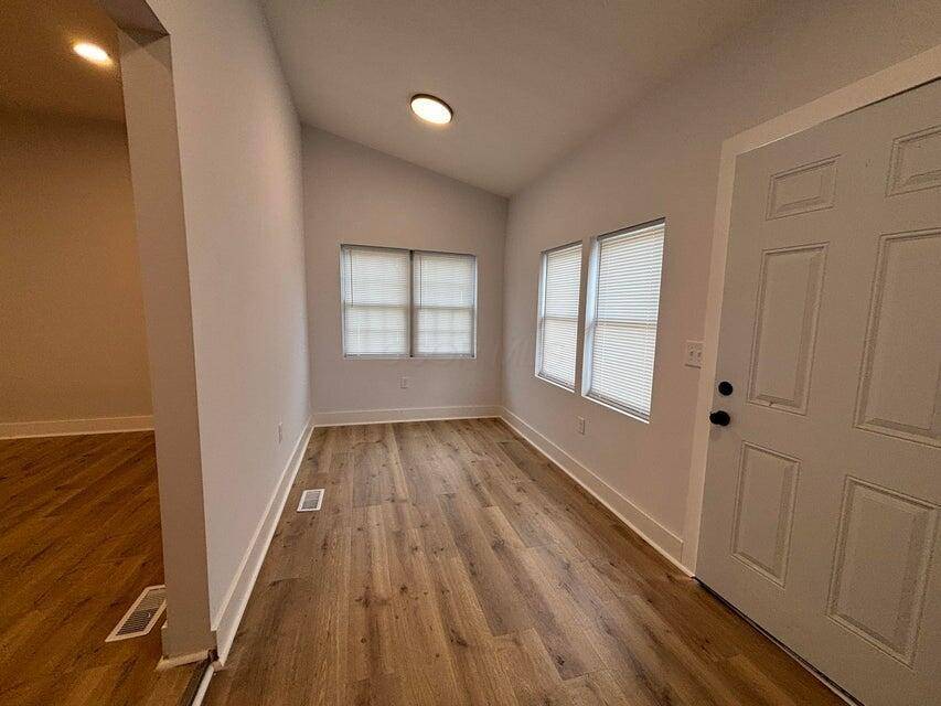 Huntsville, OH 43324,6577 Findlay Street