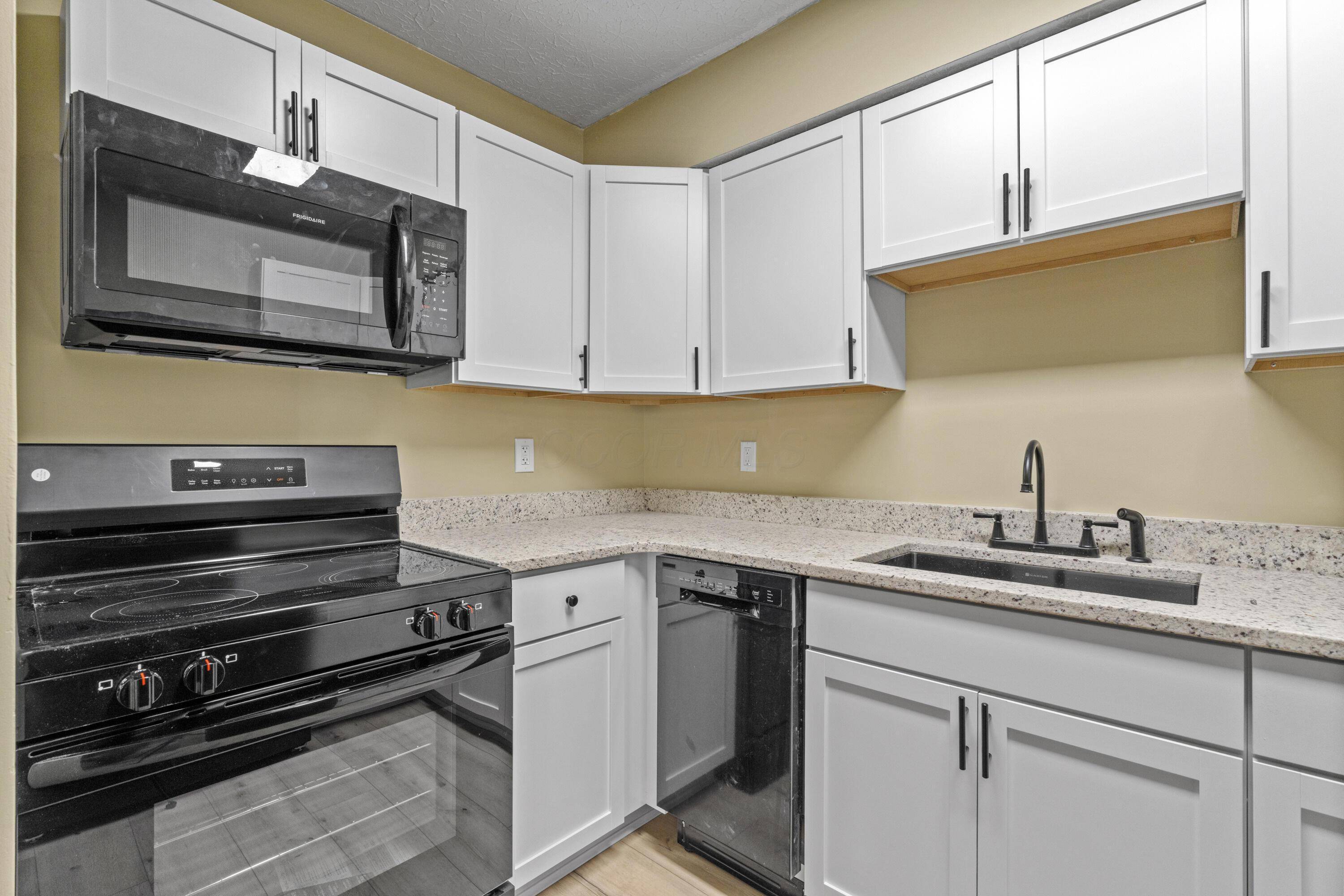 Columbus, OH 43224,3939 Karl Road #108