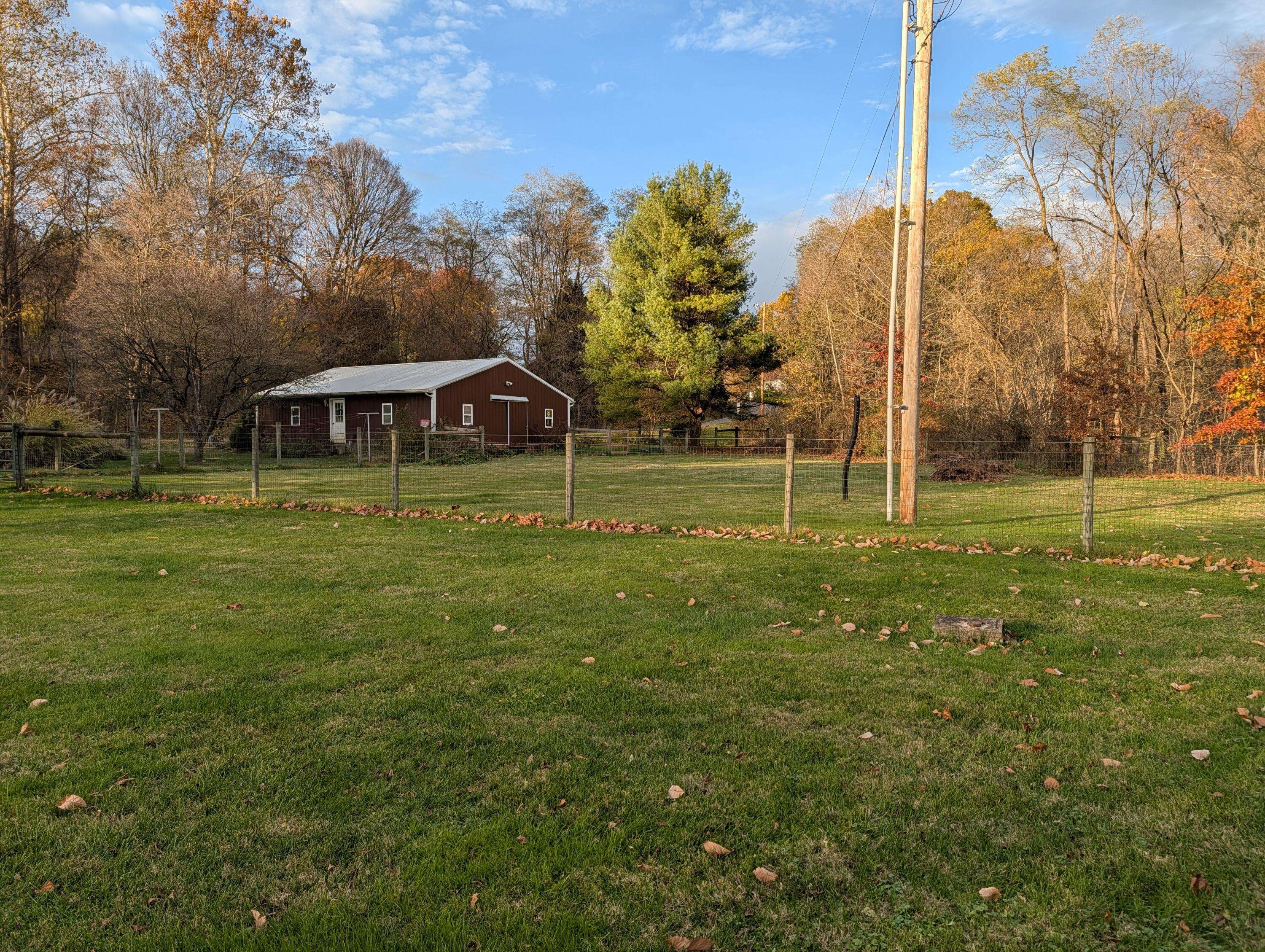 Howard, OH 43028,26083 Coshocton Road