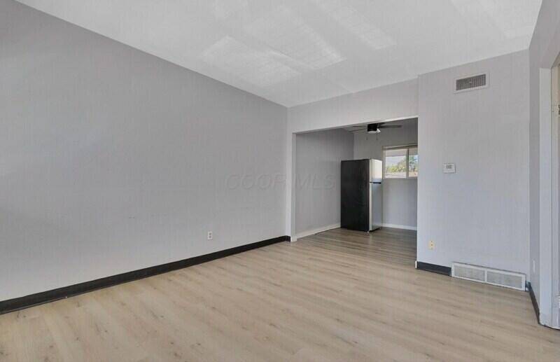 Columbus, OH 43201,464 E Norwich Avenue #464 D