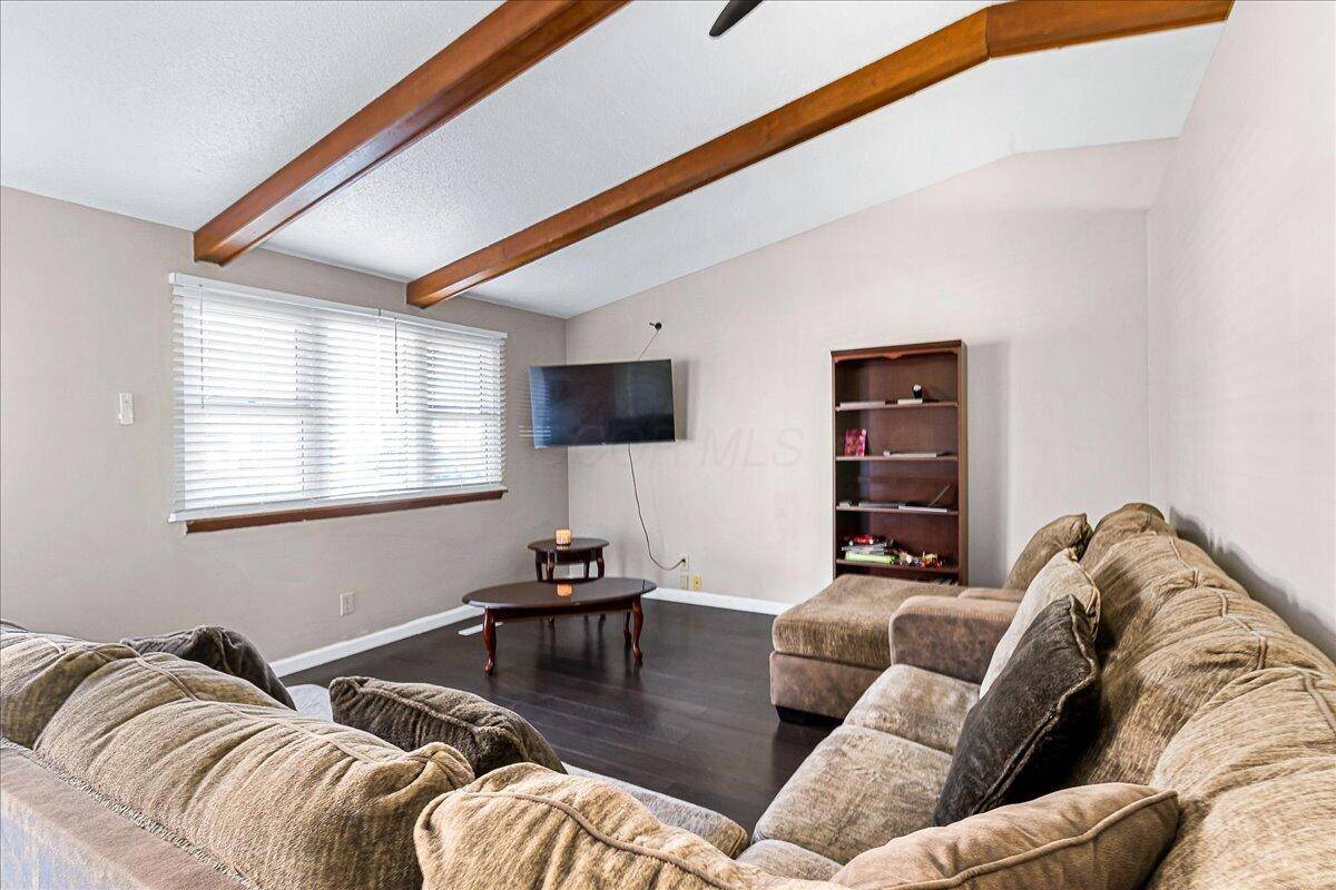 Columbus, OH 43232,5011 Refugee Road