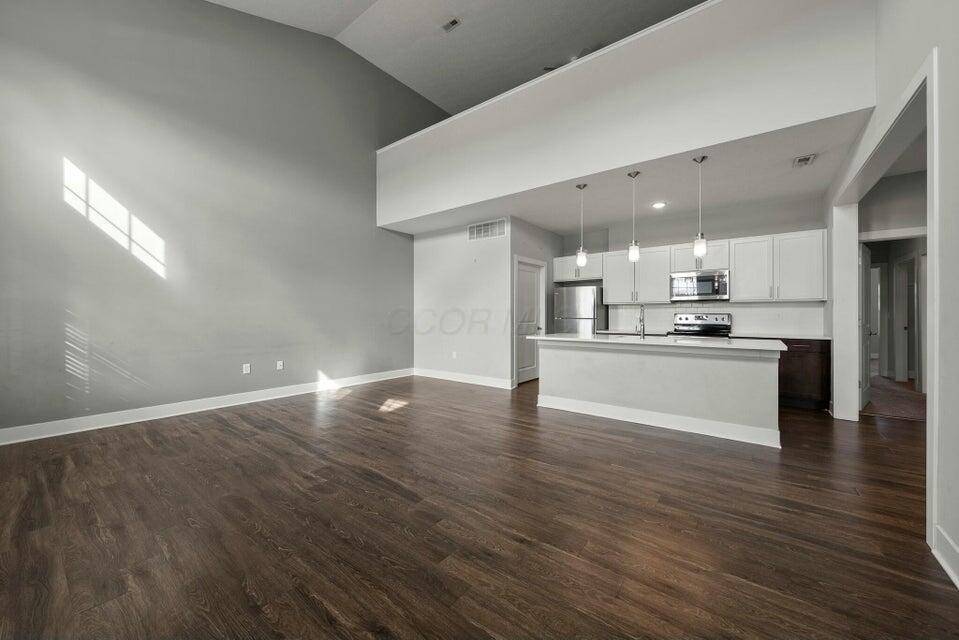 New Albany, OH 43054,5656 Apothecary Way #2