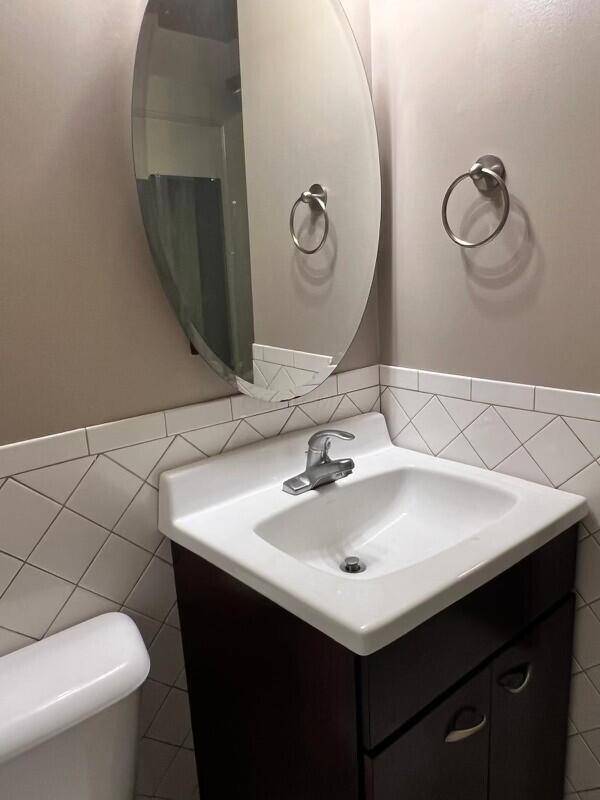 Columbus, OH 43228,4696 Tarryton Court #7-2D