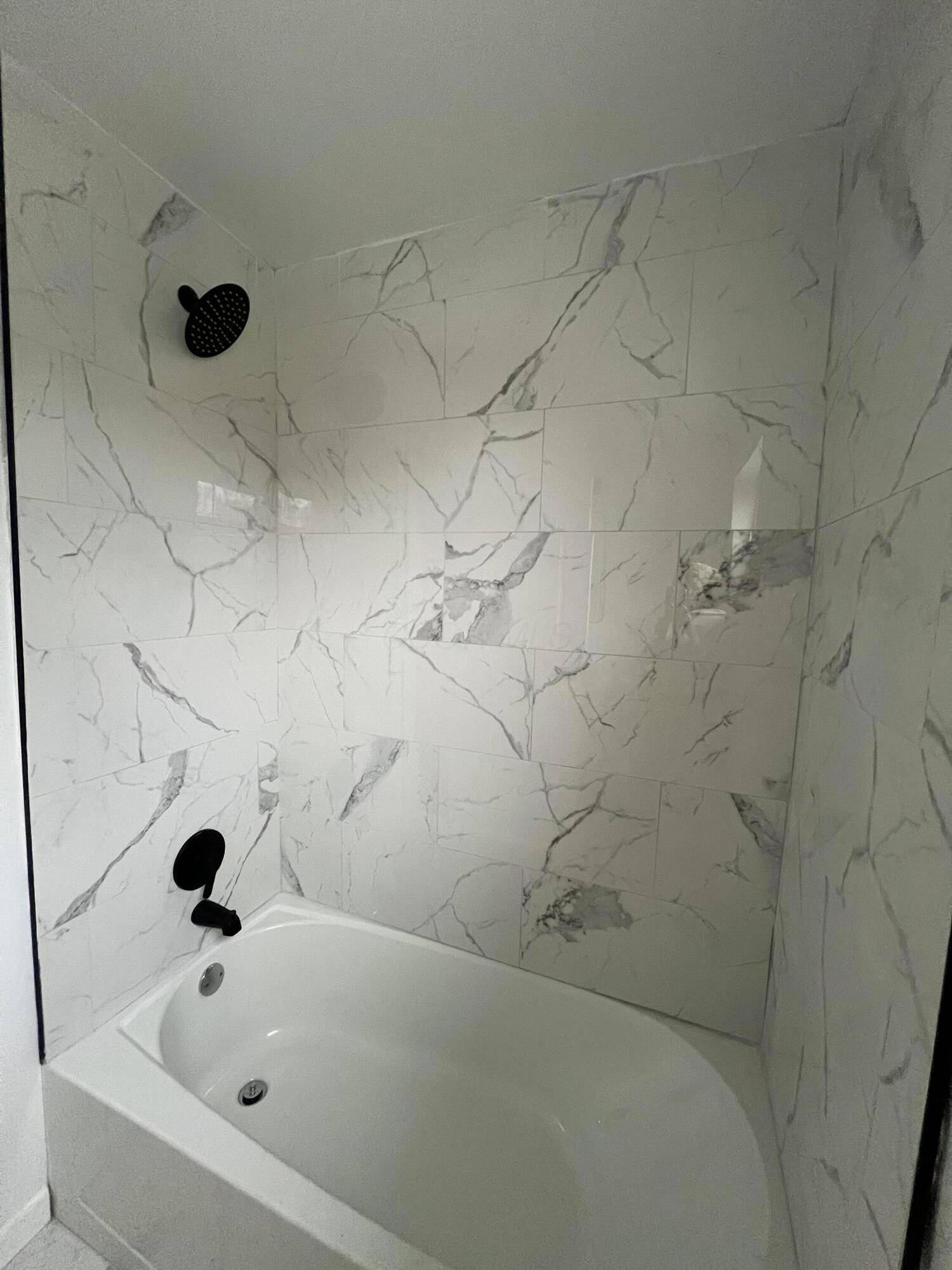 Columbus, OH 43213,50 N Hampton Road #Unit C