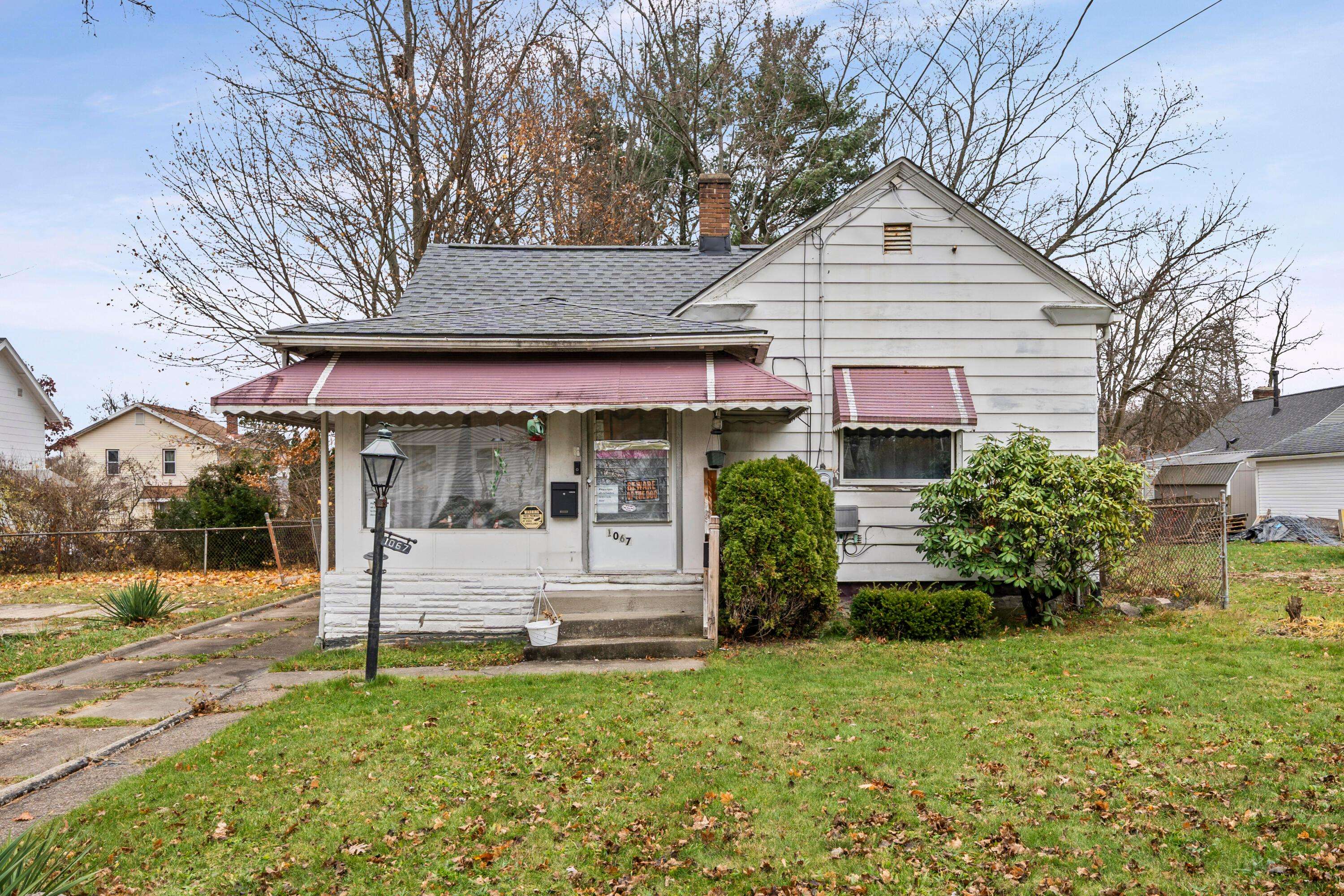 Akron, OH 44320,1067 Mercer Avenue