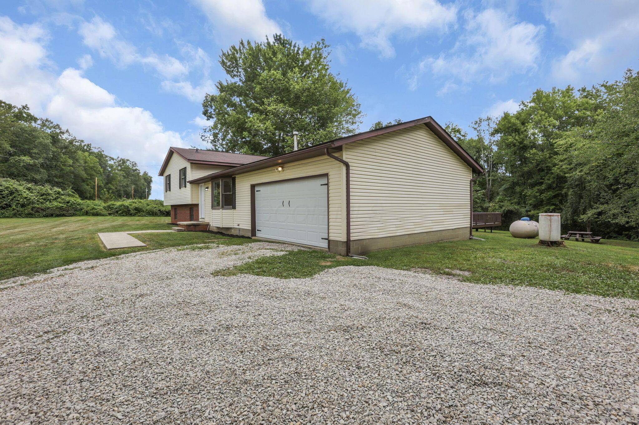 Thornville, OH 43076,13590 Sand Hollow Road