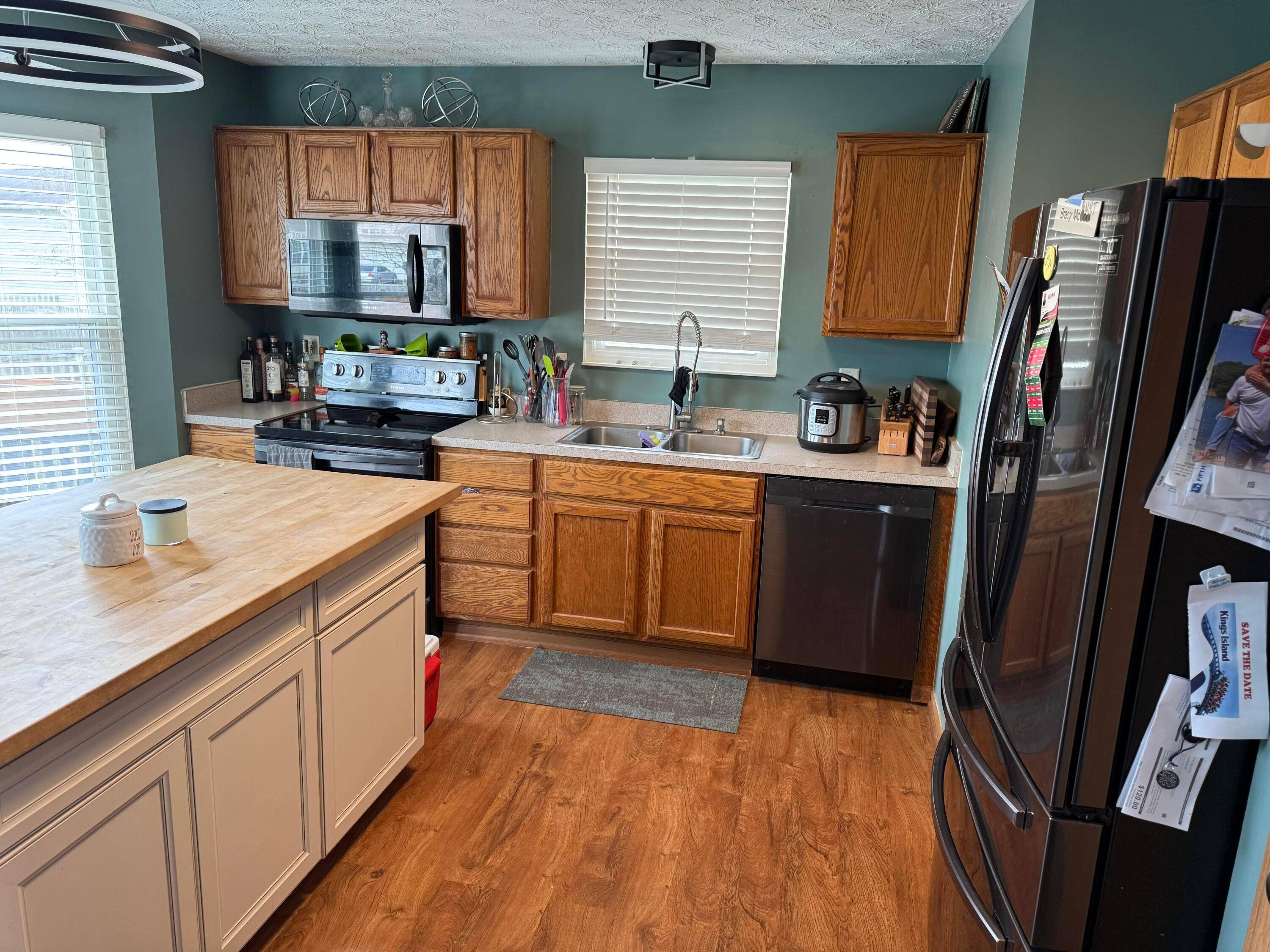 Grove City, OH 43123,2062 Summer Banks Drive