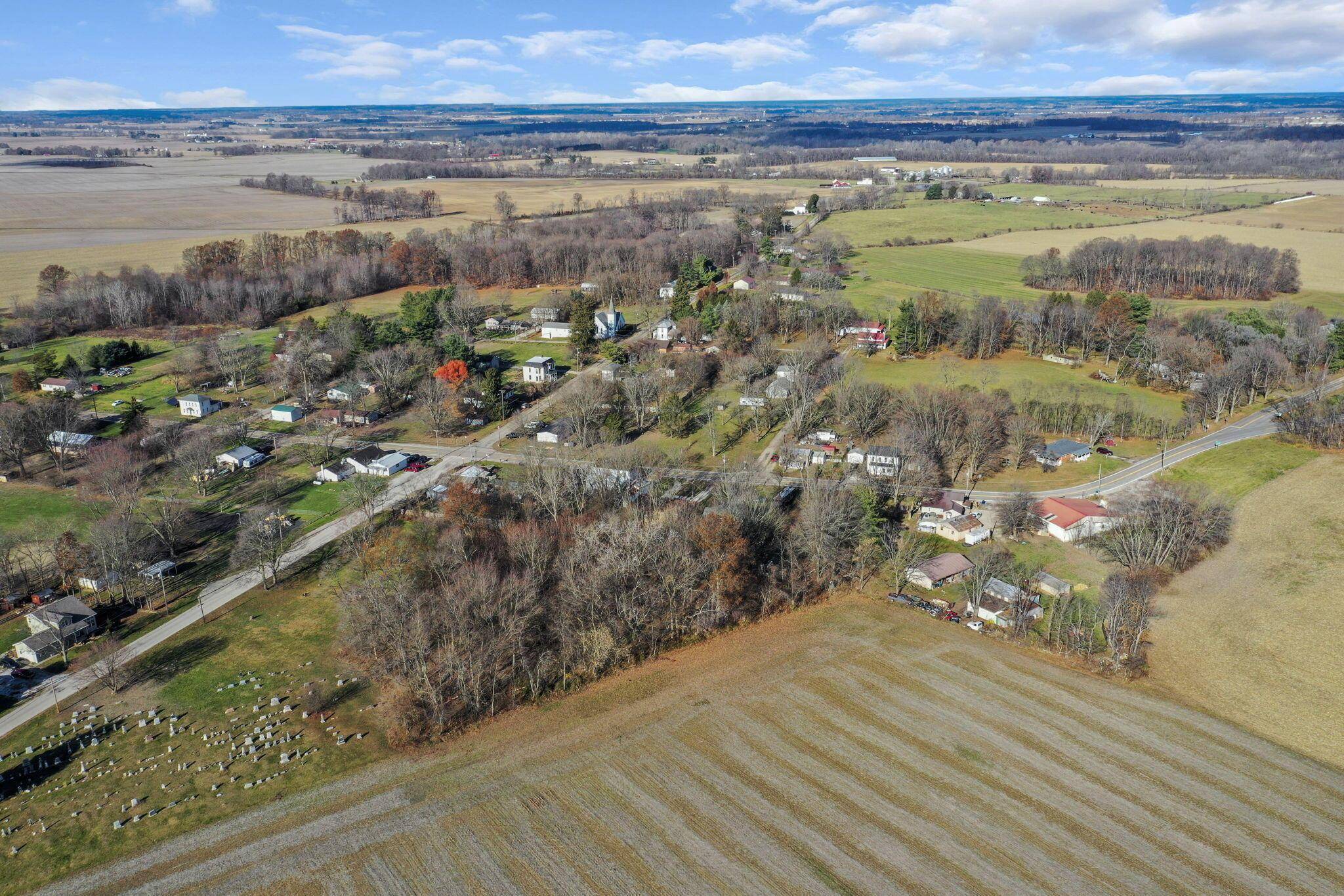 Pleasantville, OH 43148,8940 Lancaster Thornville Road