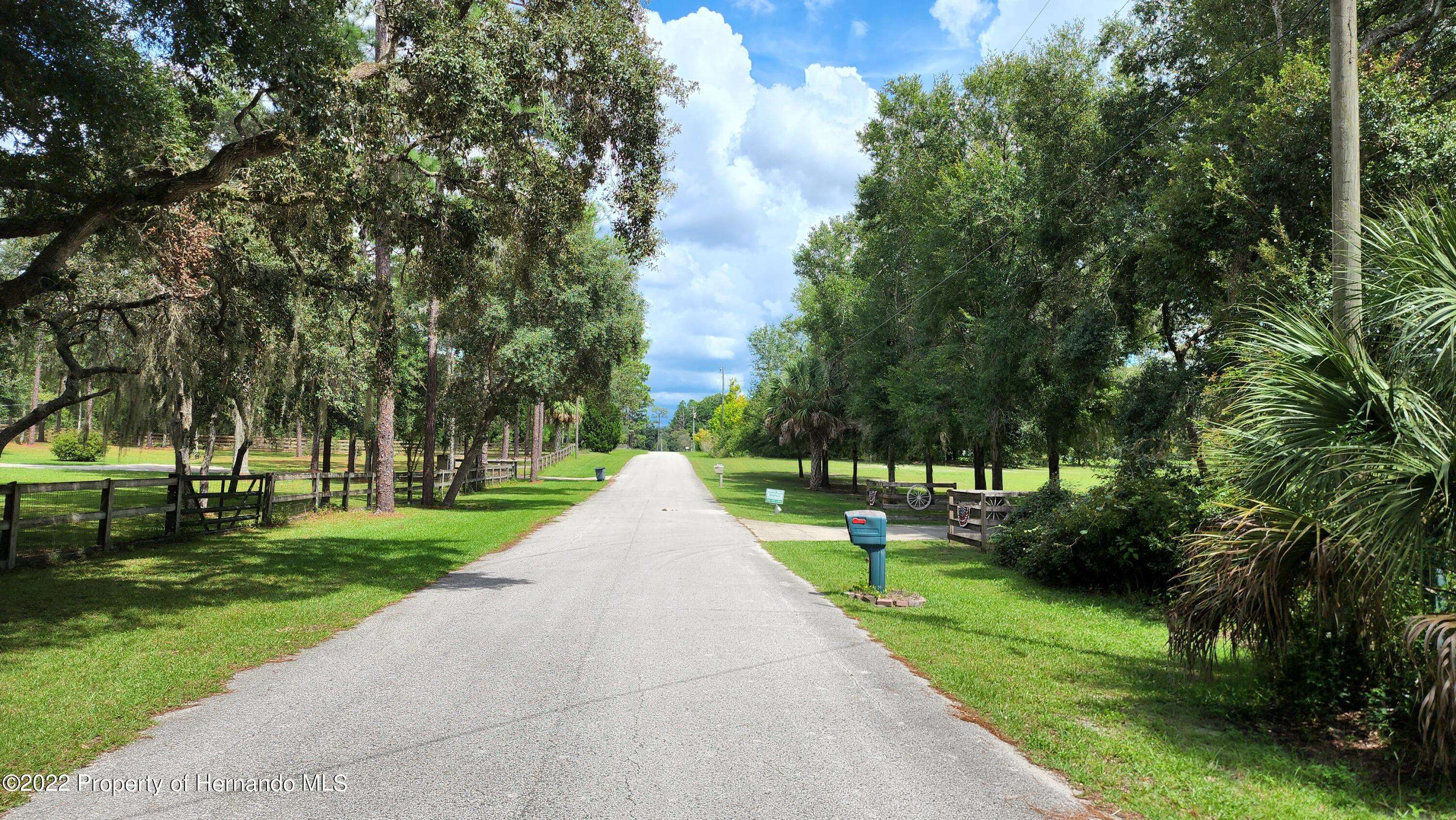 Dunnellon, FL 34433,7830 W Laura Lou Lane