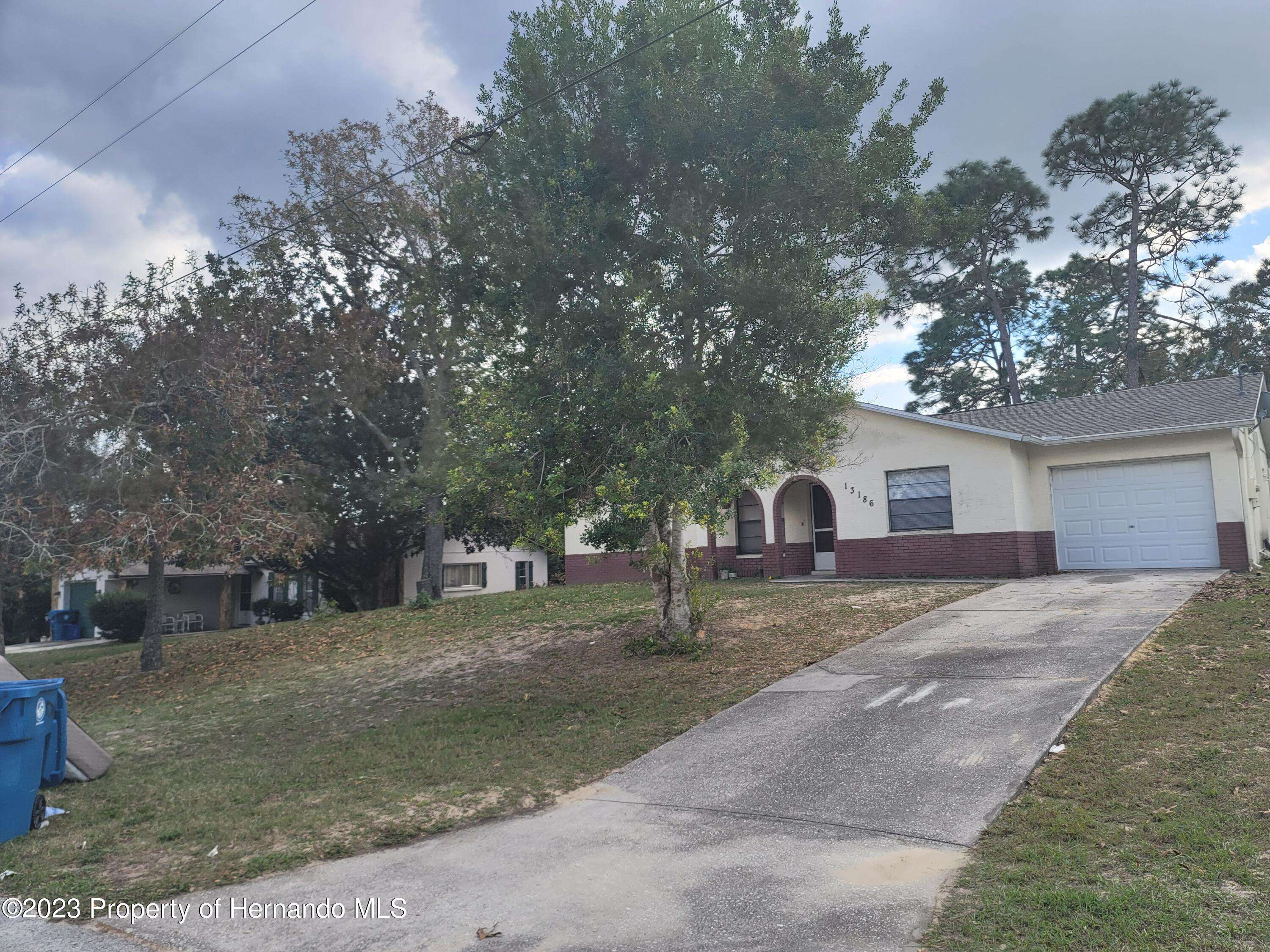 Spring Hill, FL 34609,13186 Thrush Street