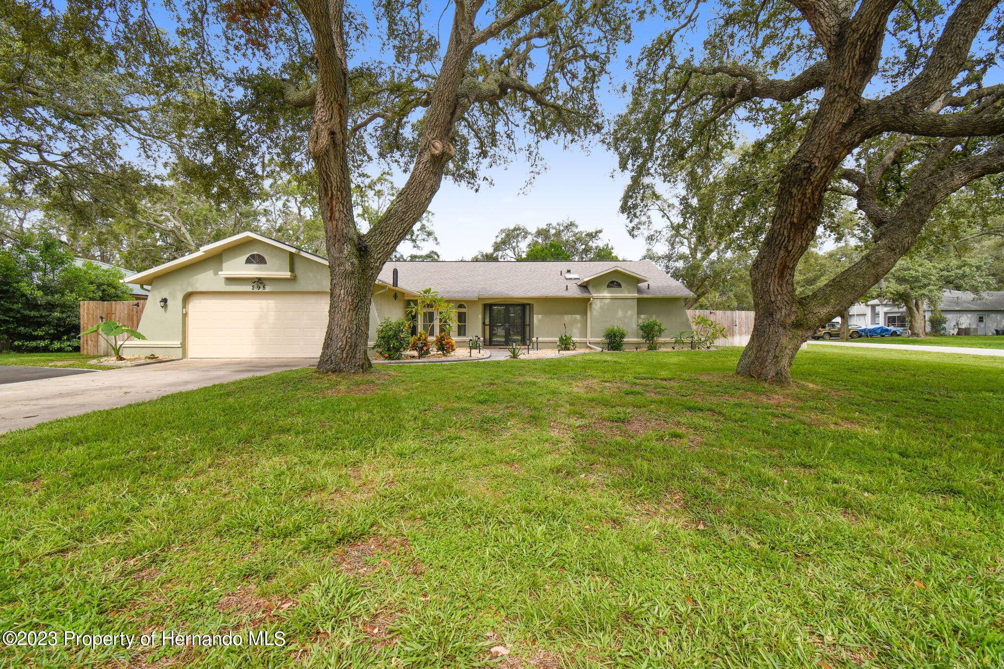 Spring Hill, FL 34606,295 Leafy Way Avenue