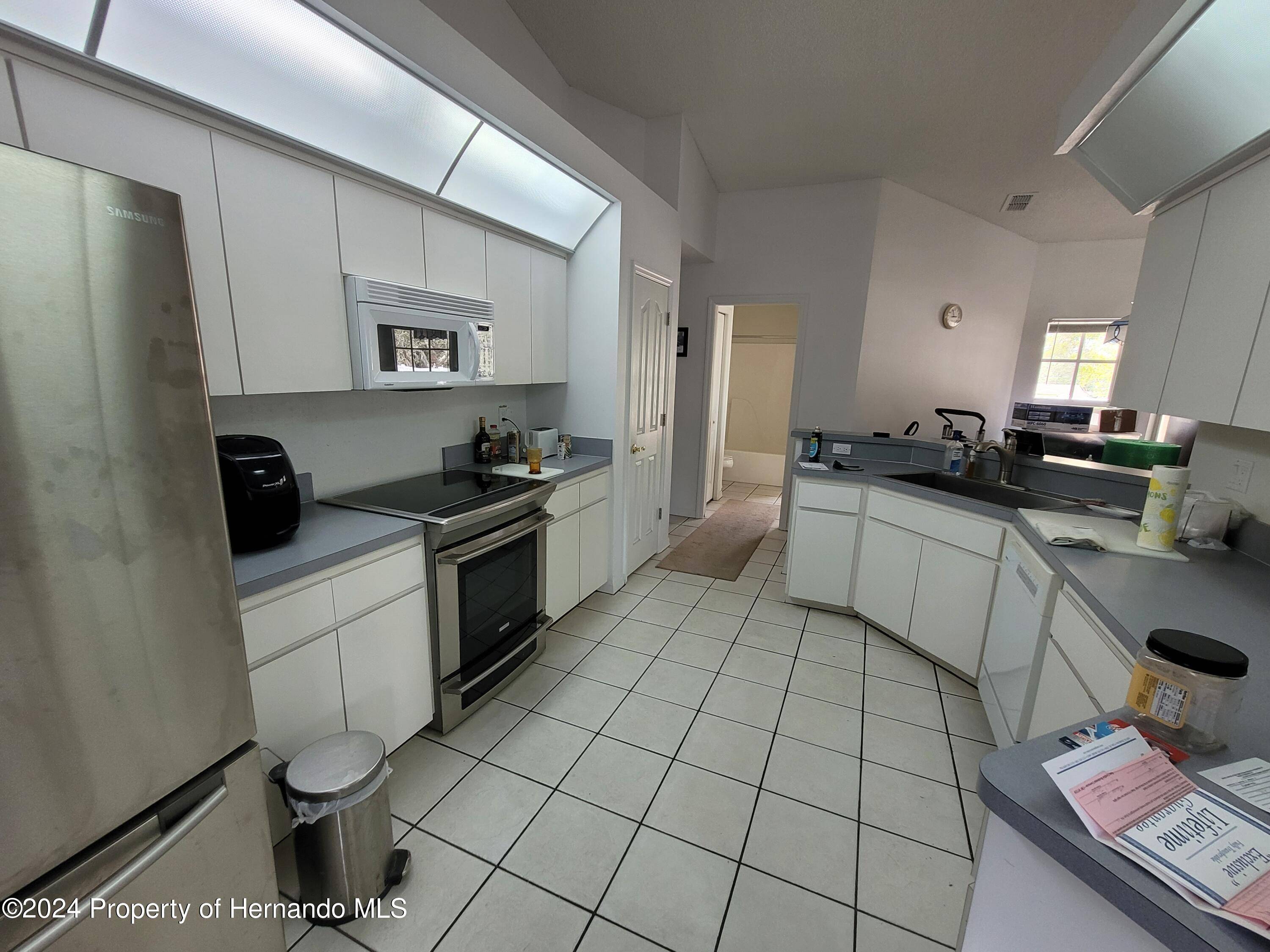Spring Hill, FL 34606,340 Maywood Avenue