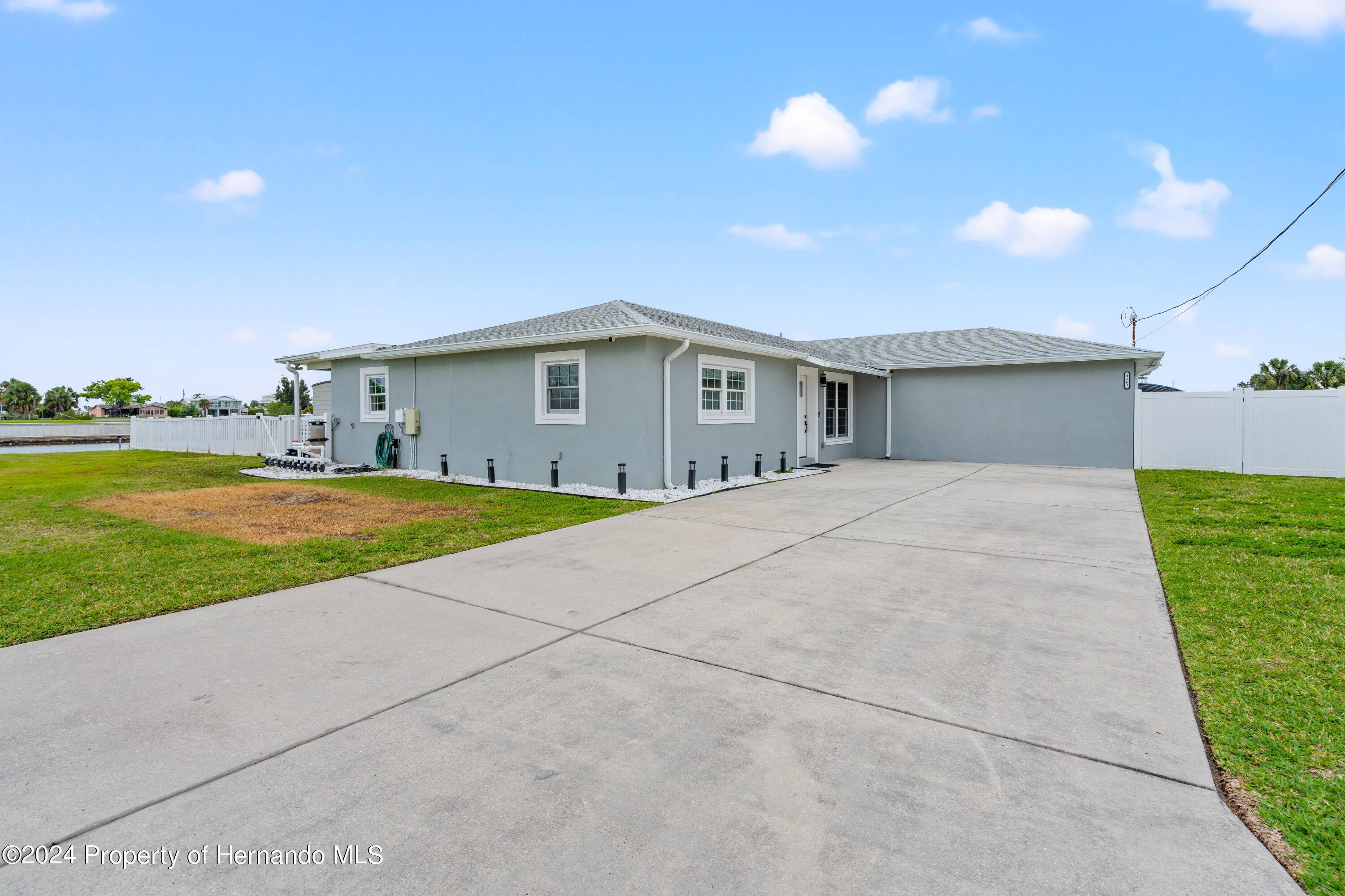 Hernando Beach, FL 34607,4163 Daisy Drive