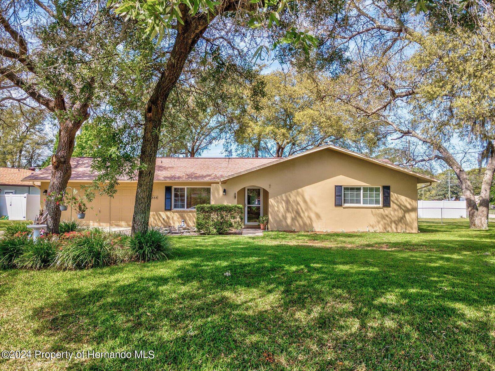 Spring Hill, FL 34608,1555 larkin Road