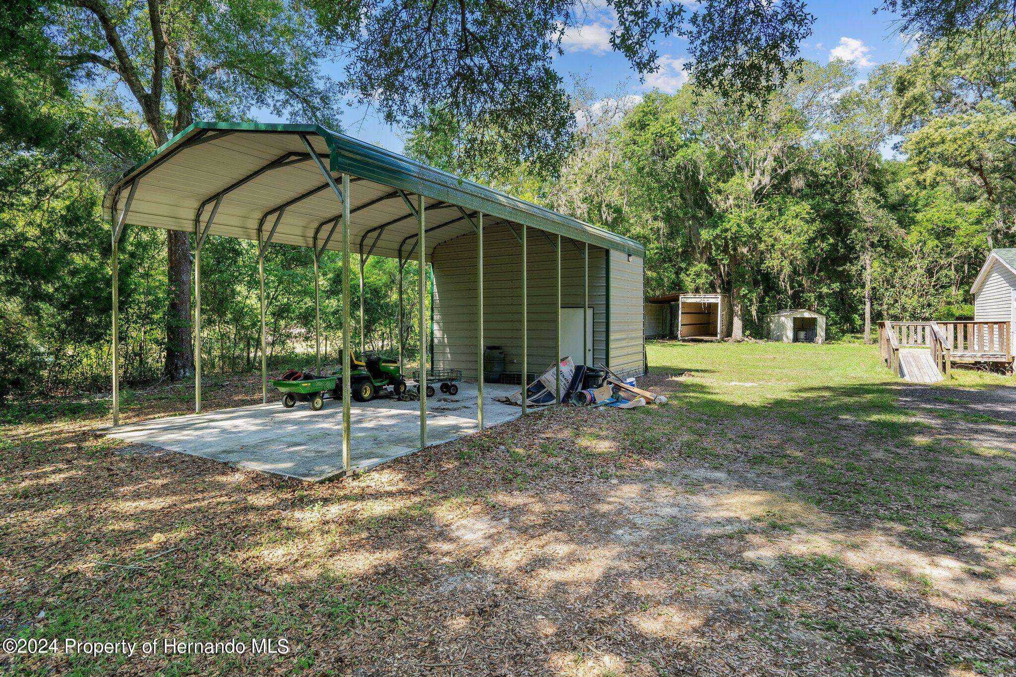 Spring Hill(pasco), FL 34610,18431 Caufield Road