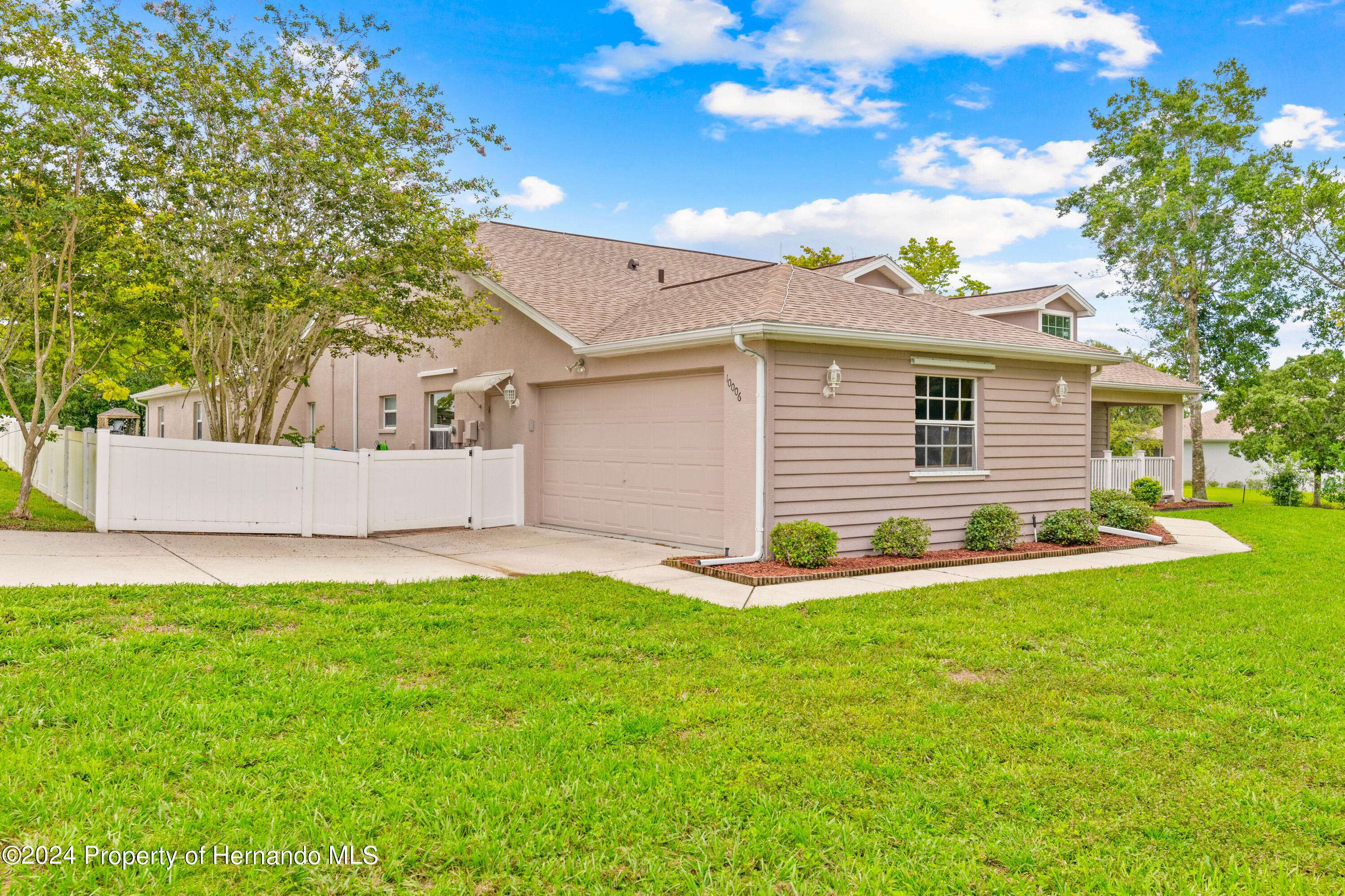 Weeki Wachee, FL 34613,10006 Bluebird Avenue