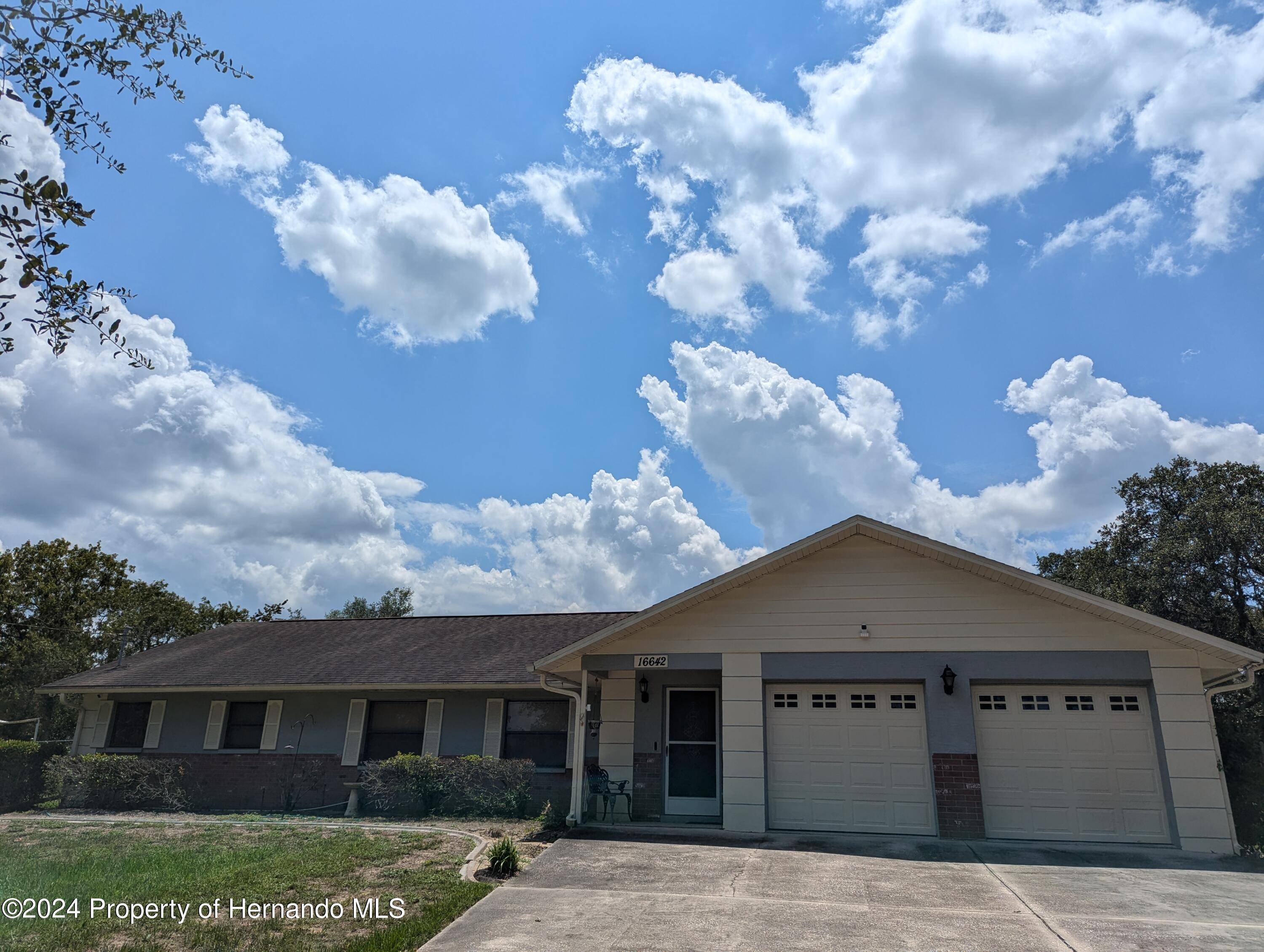 Spring Hill(pasco), FL 34610,16642 Oxenham Avenue