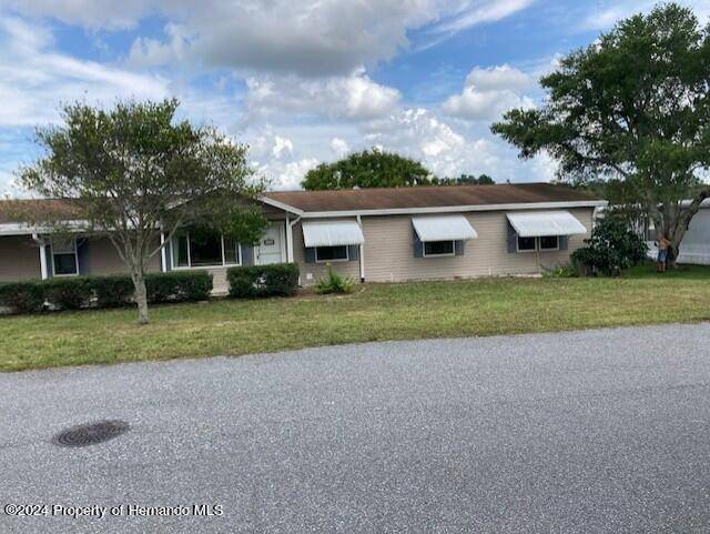 Brooksville, FL 34613,8026 Tower Street #6