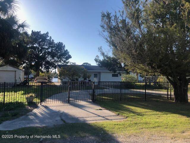 Hudson, FL 34667,14711 Waterway Drive