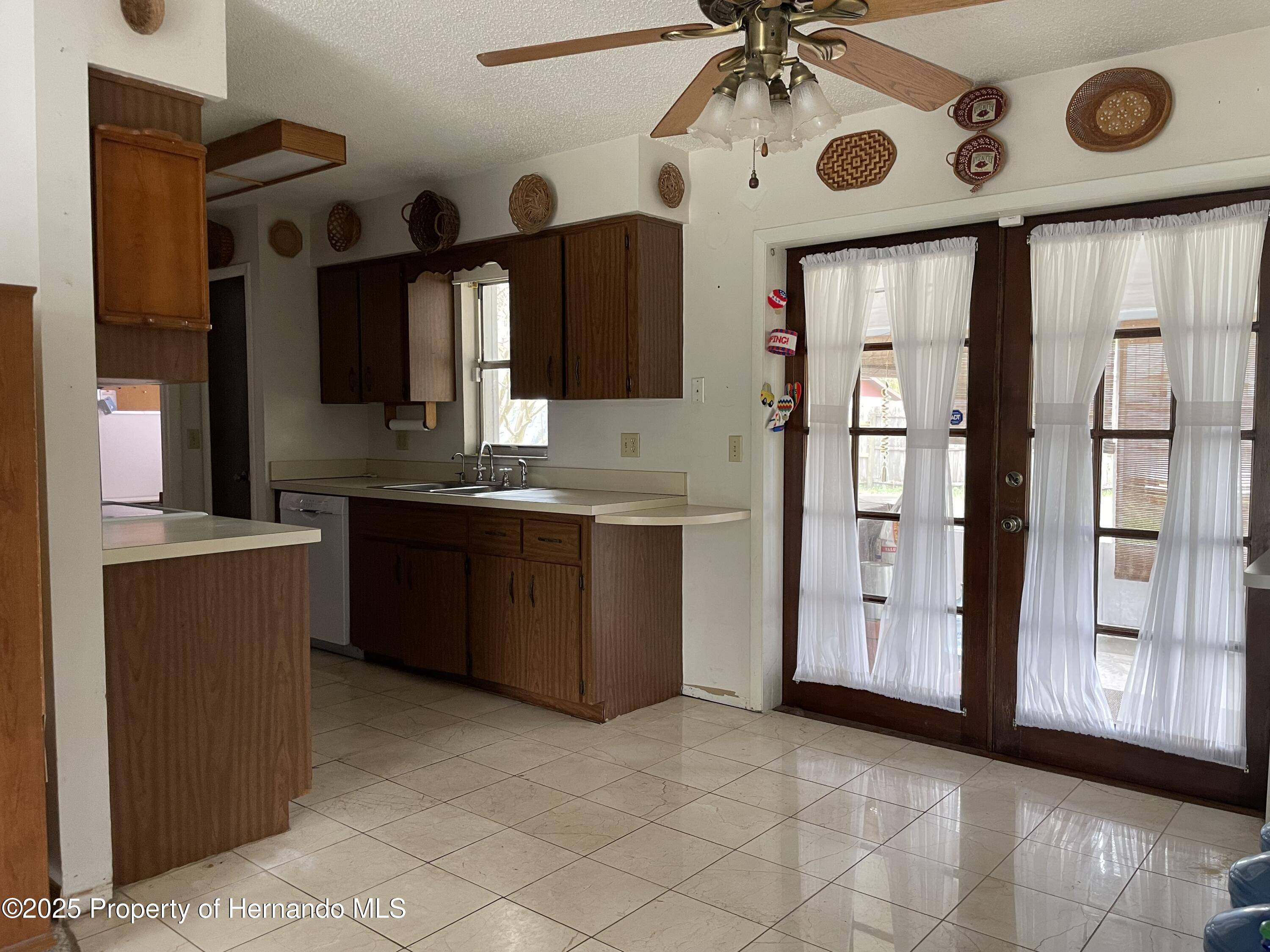 Brooksville, FL 34602,6361 boxwood Street
