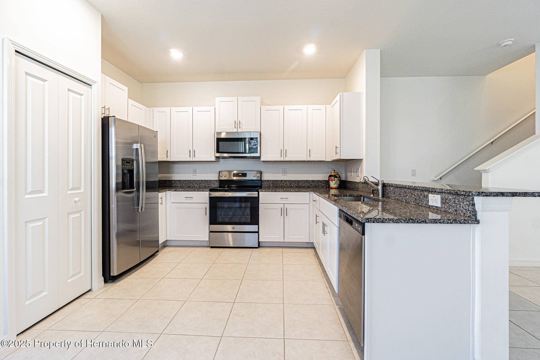 Land O' Lakes, FL 34638,21385 Darter Road #r