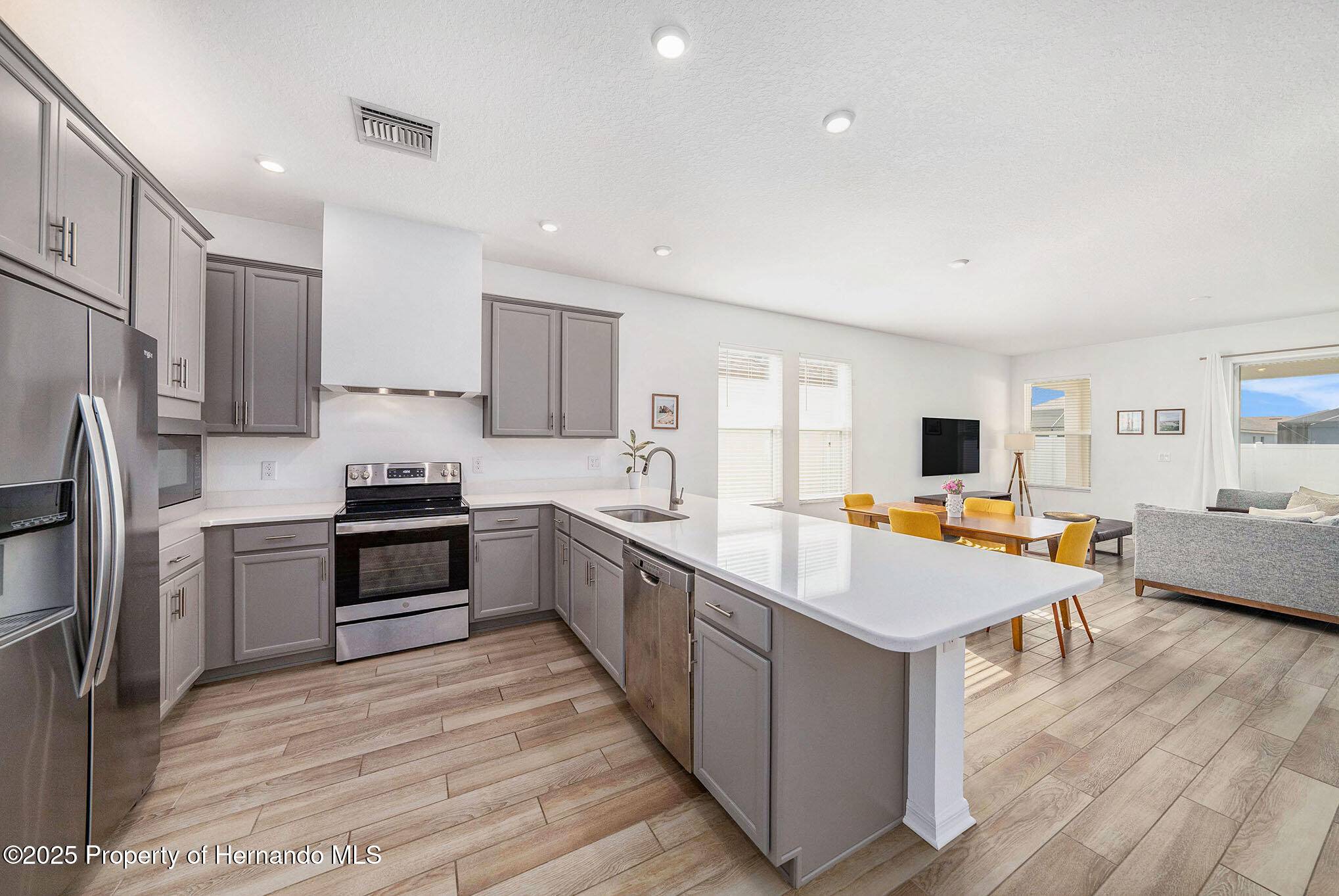 Spring Hill, FL 34609,672 Old Windsor Way Way