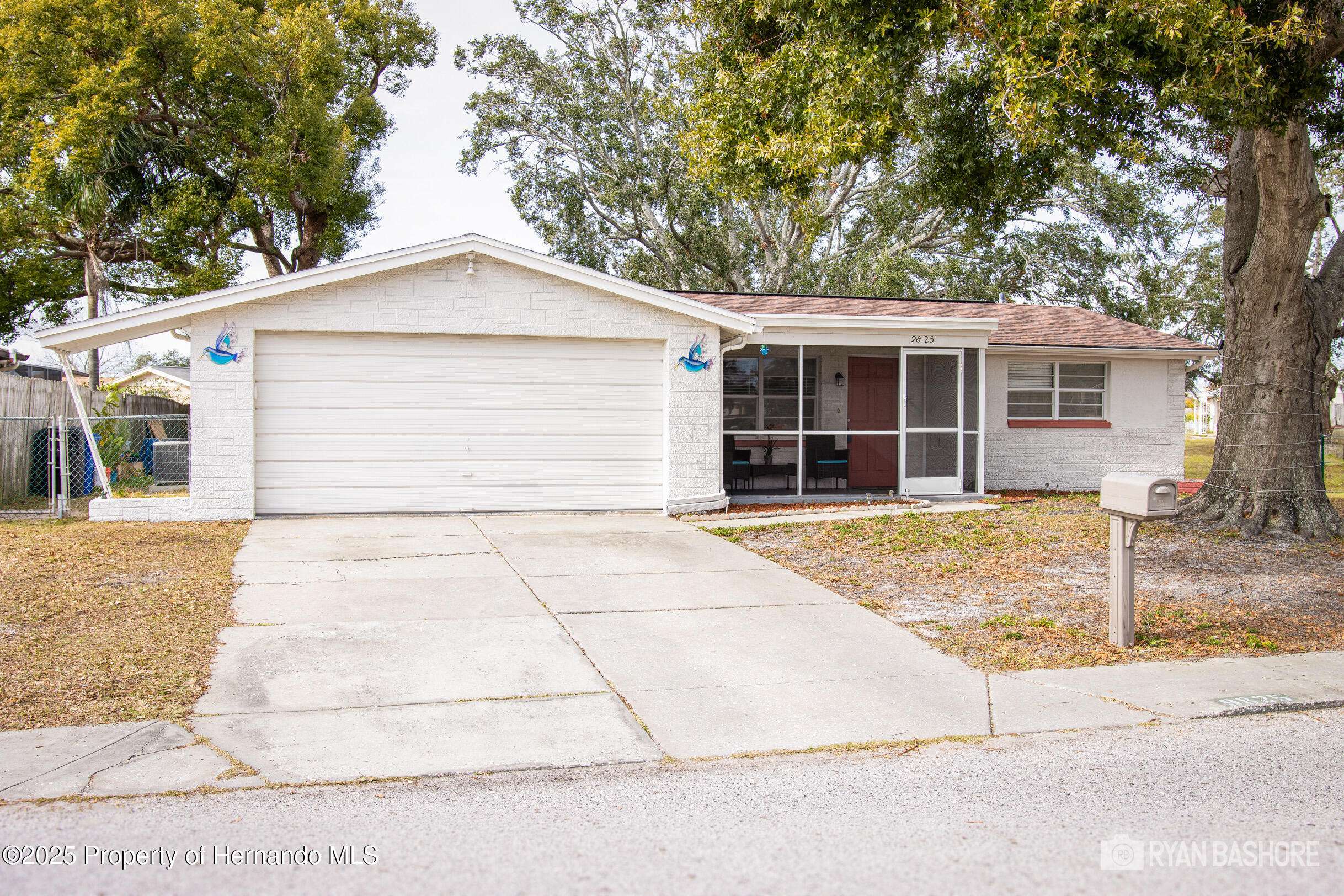 Port Richey, FL 34668,9825 lakeside Lane
