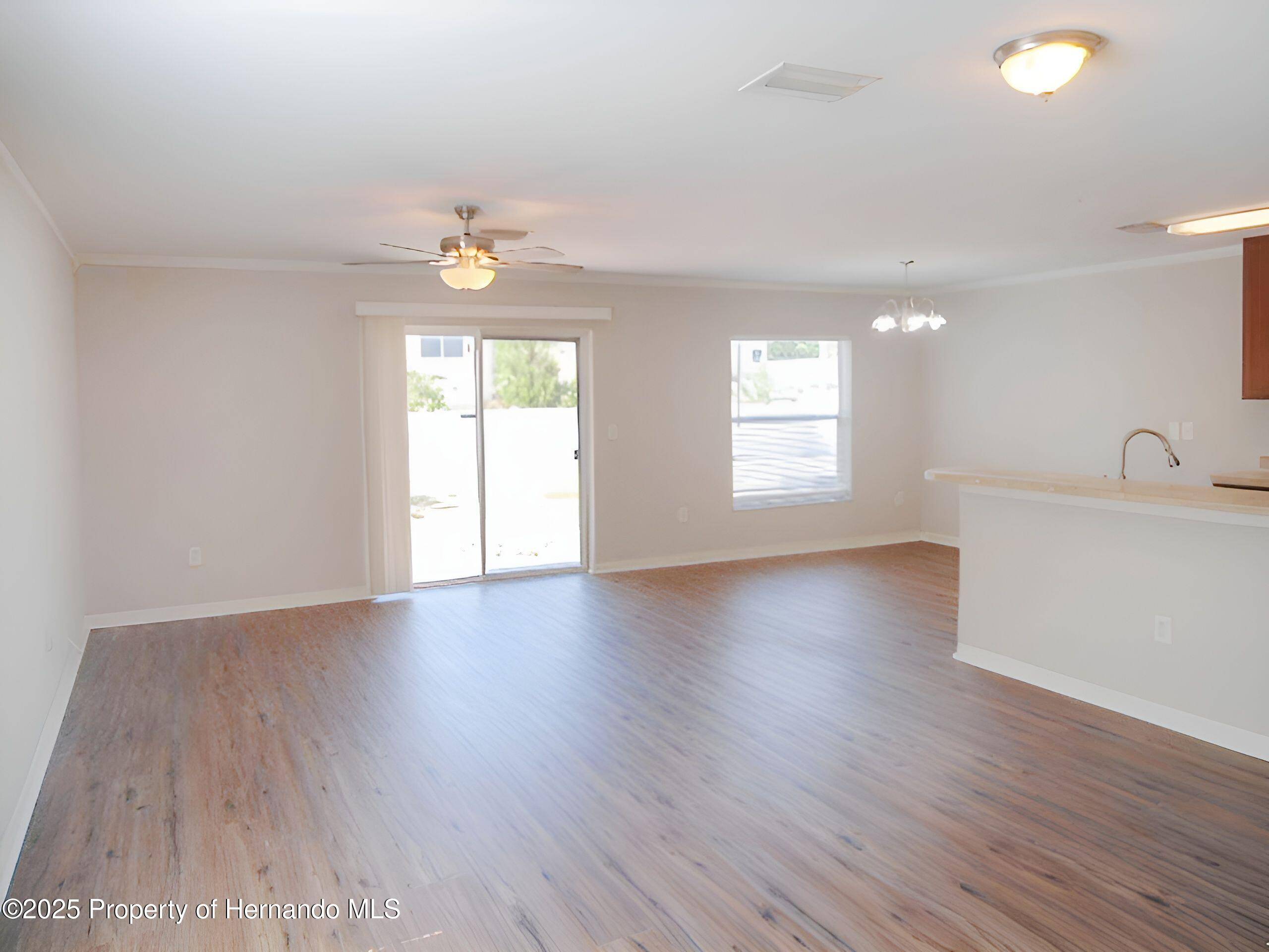 Hudson, FL 34669,12431 White Bluff Road