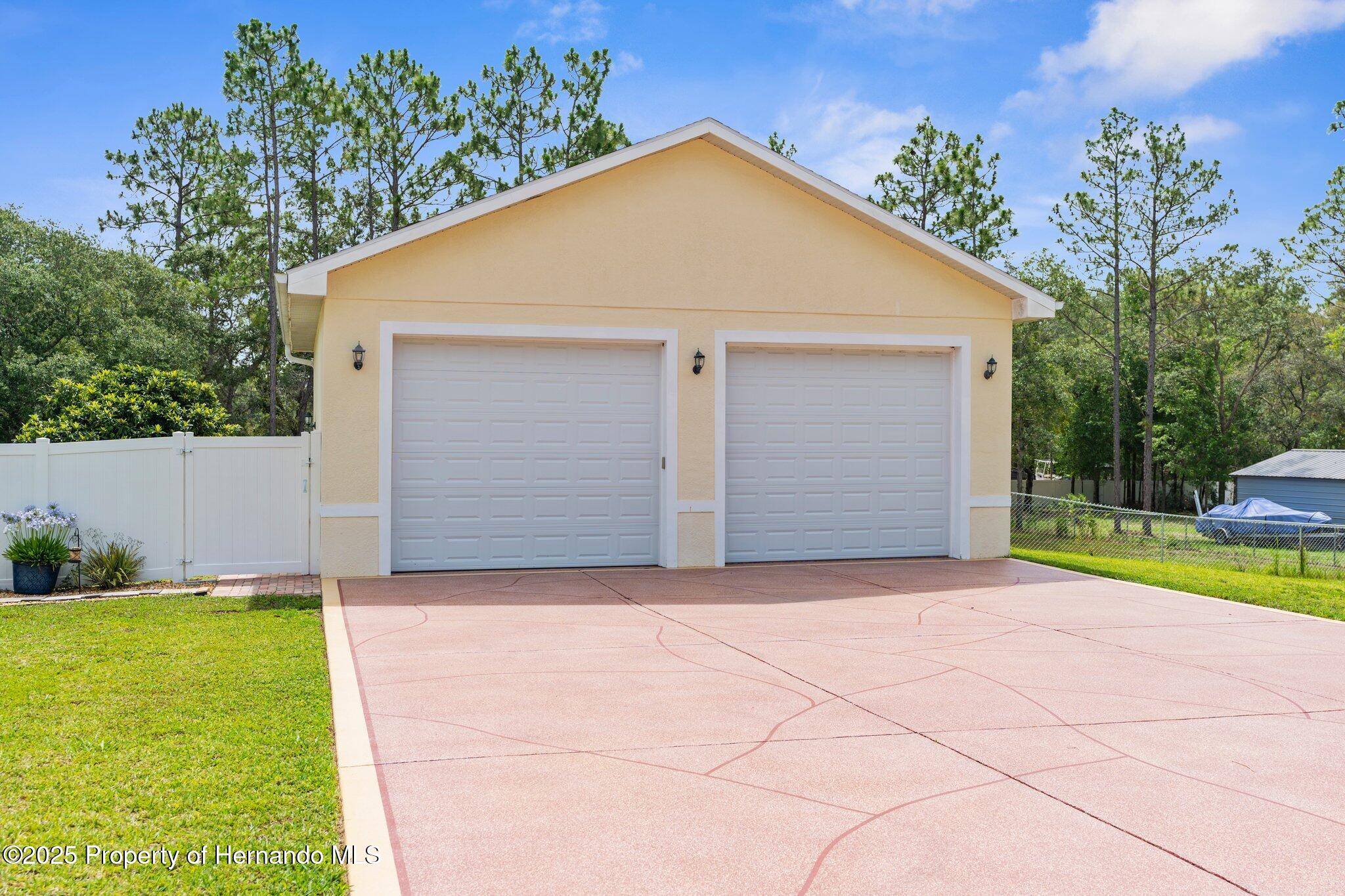 Weeki Wachee, FL 34614,13444 English Parrot Road