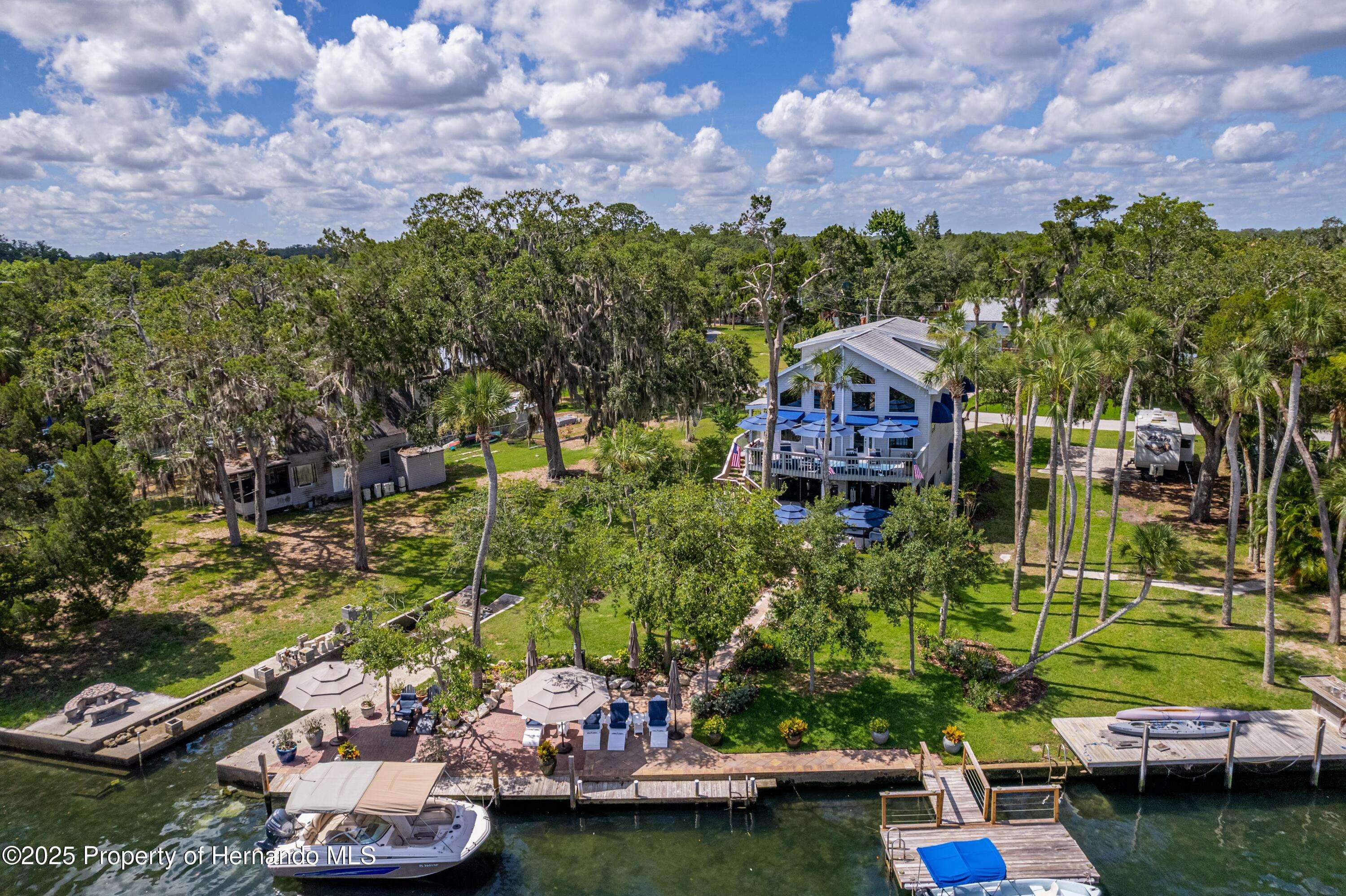 Weeki Wachee, FL 34607,5233 Tuscawilla Drive
