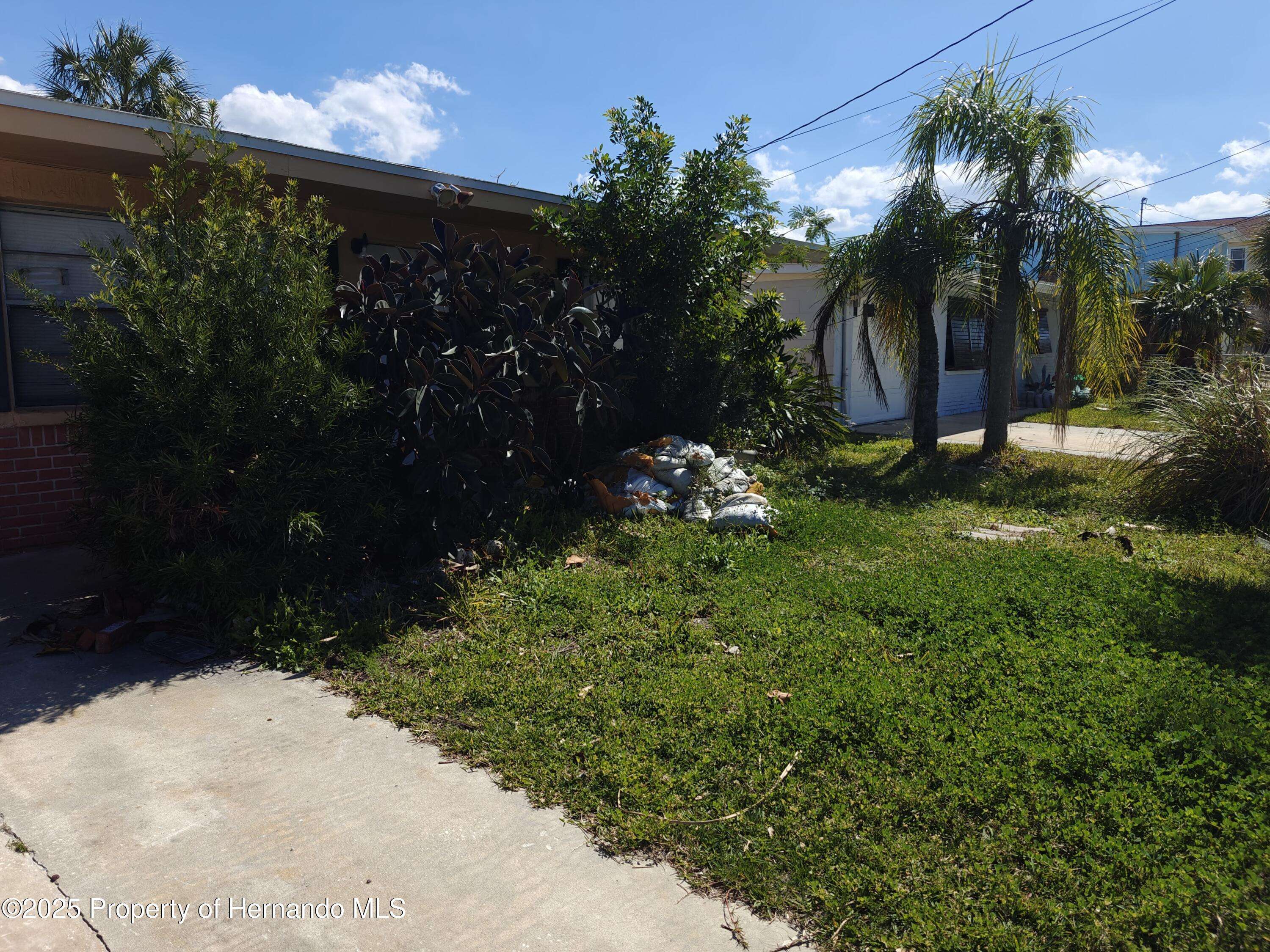 Hudson, FL 34667,13710 Frances Avenue