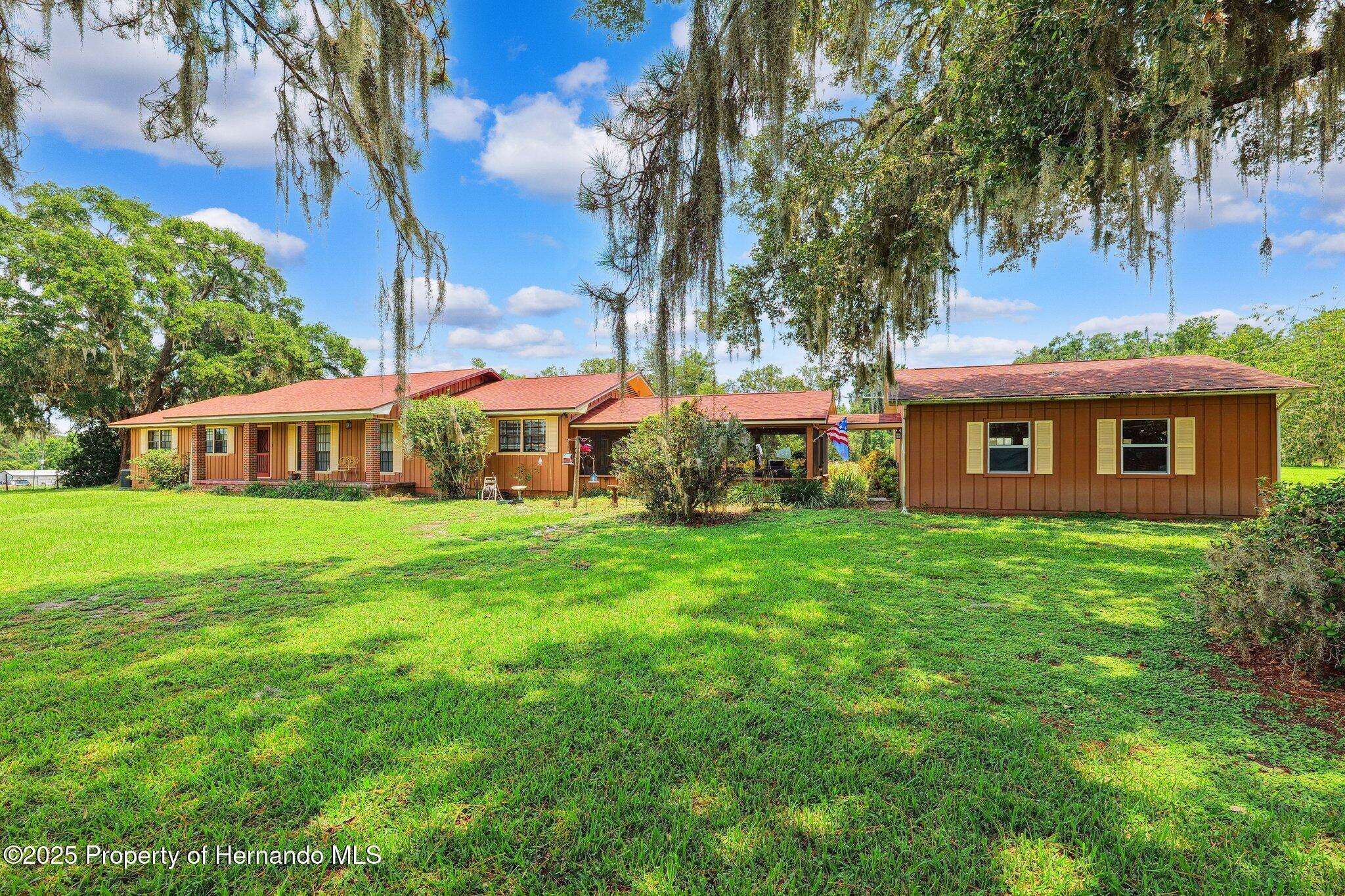 Brooksville, FL 34601,20480 Lake Lindsey Road