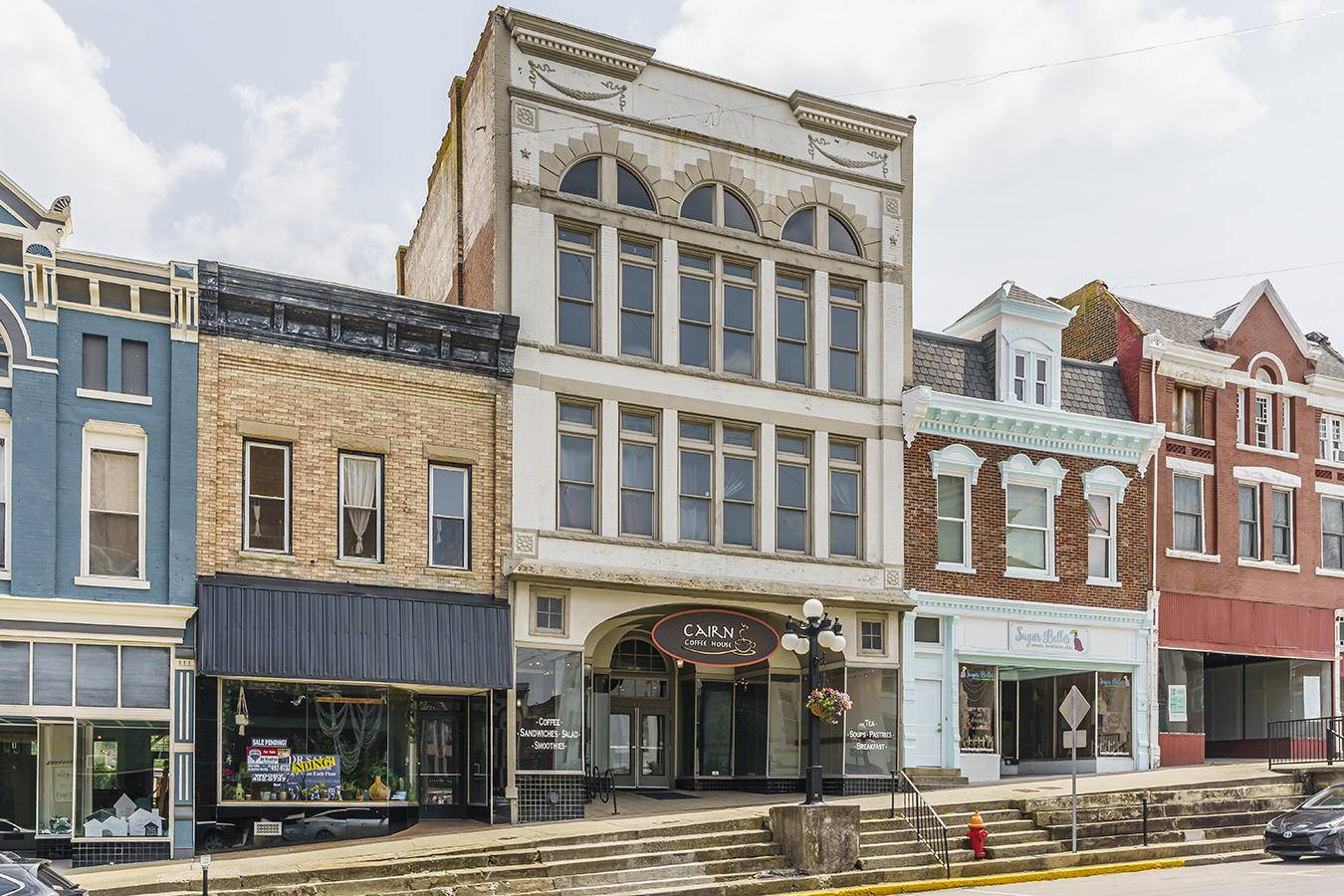 Winchester, KY 40391,17 South South Main Street