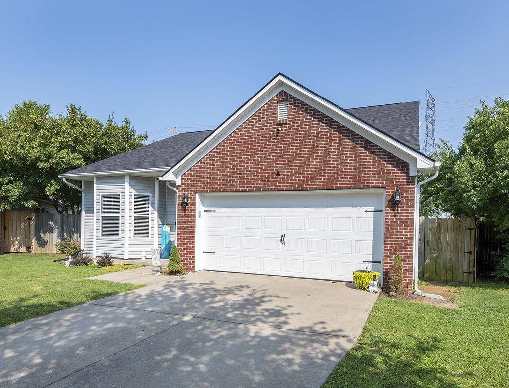 Lexington, KY 40511,224 Saddlebred Court
