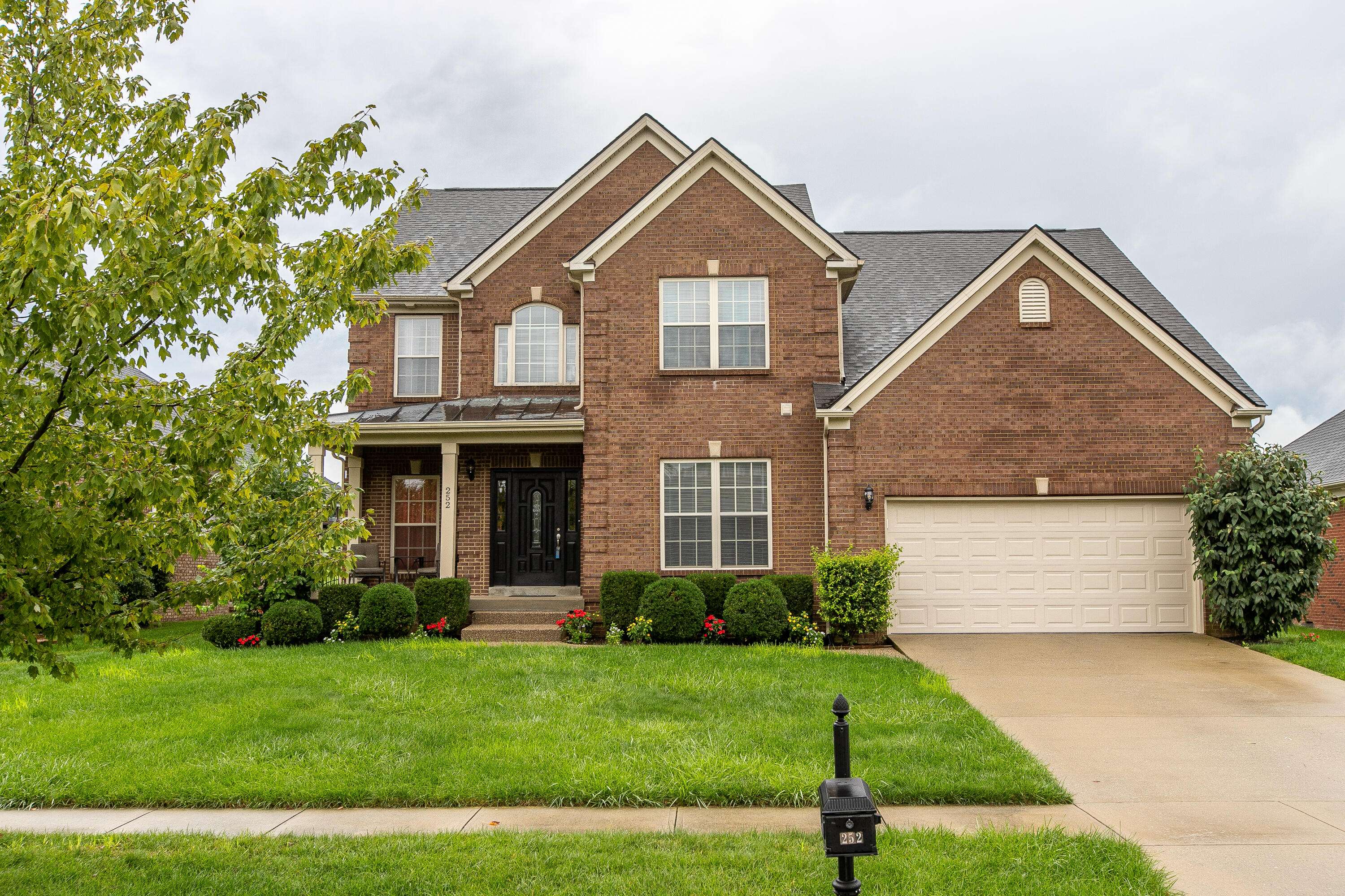 Lexington, KY 40515,252 Ellerslie Park Boulevard
