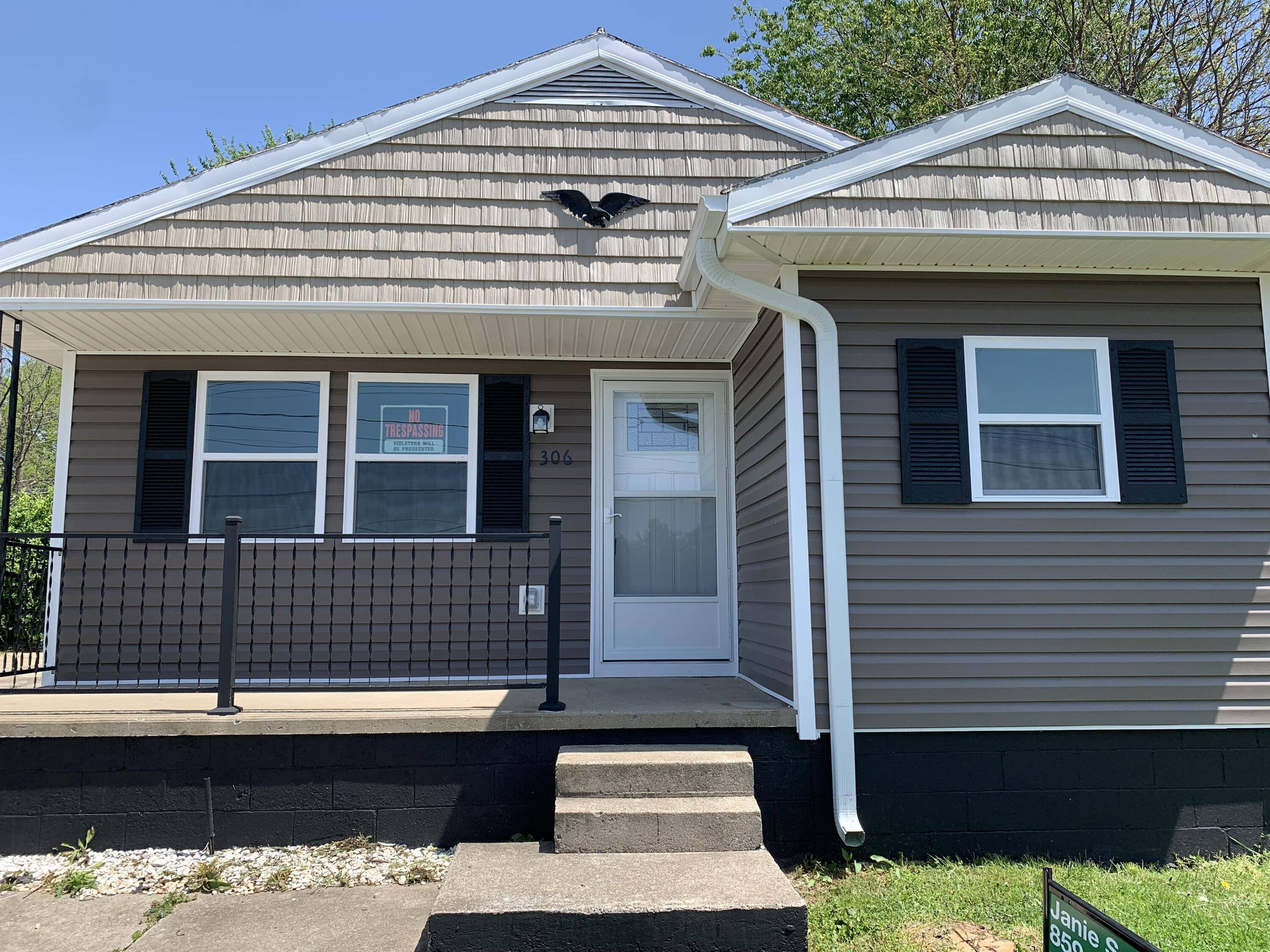Stanford, KY 40484,306 Harmon Heights