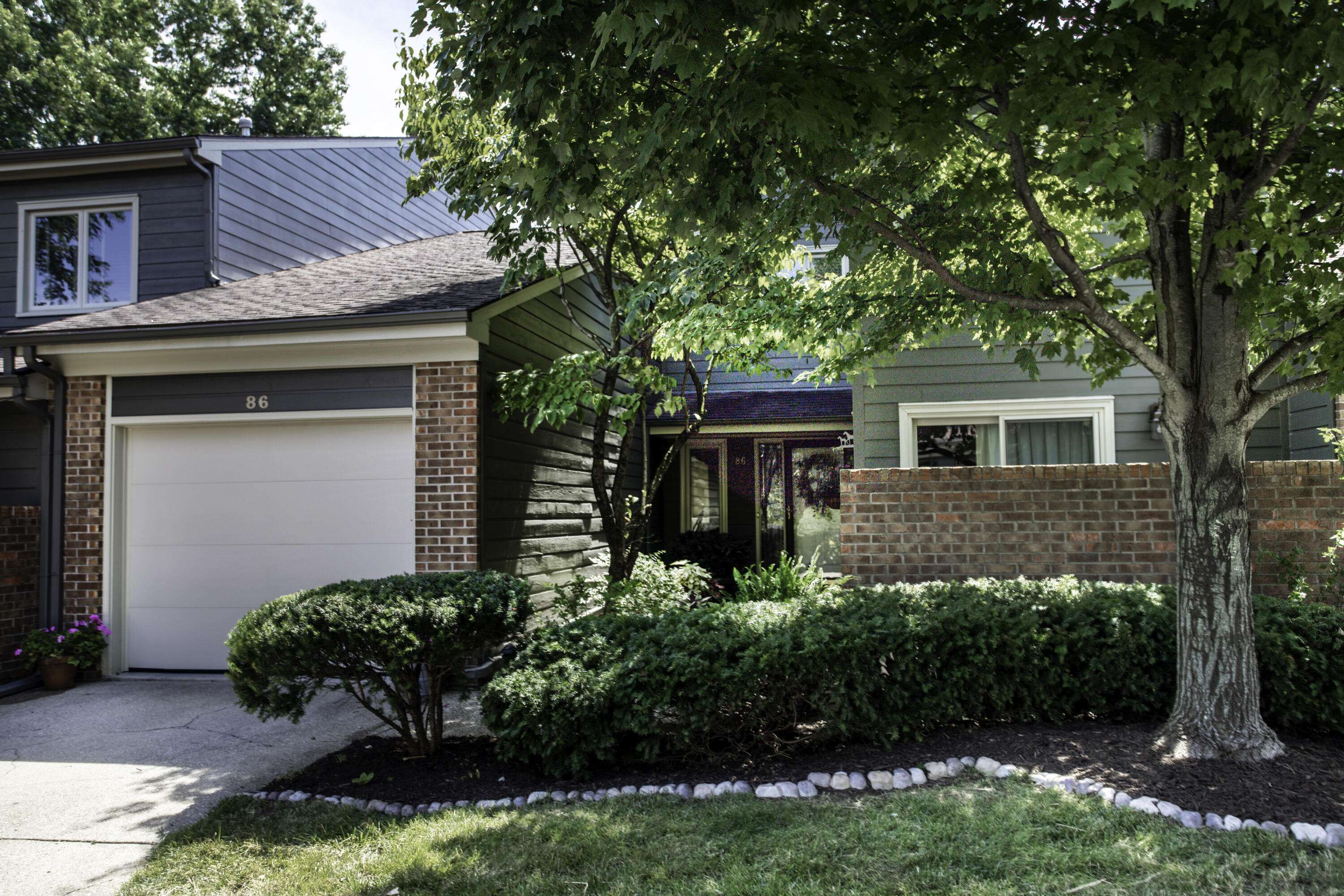Lexington, KY 40513,3475 Lyon Drive #86