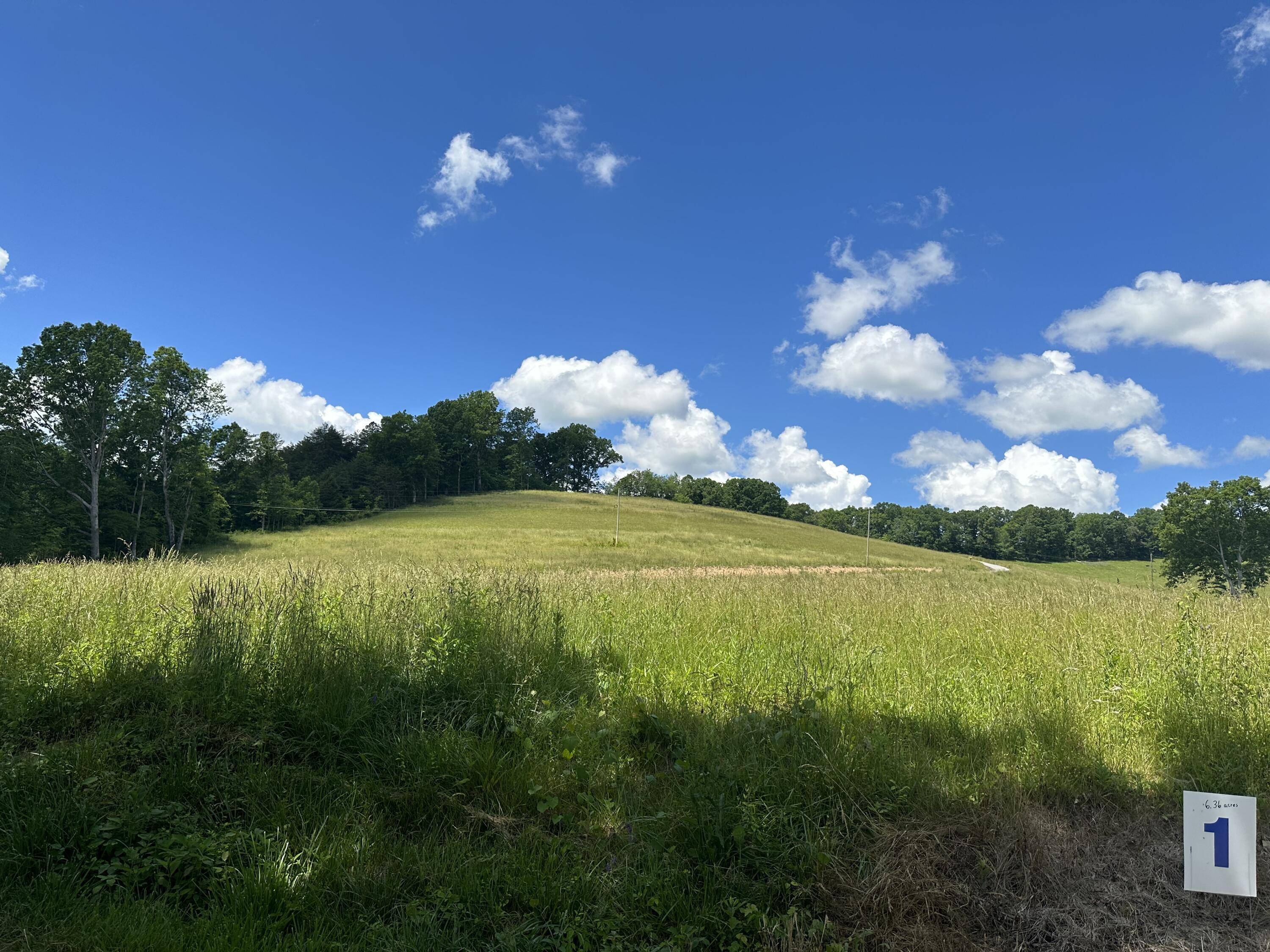 East Bernstadt, KY 40729,1928 Money Road