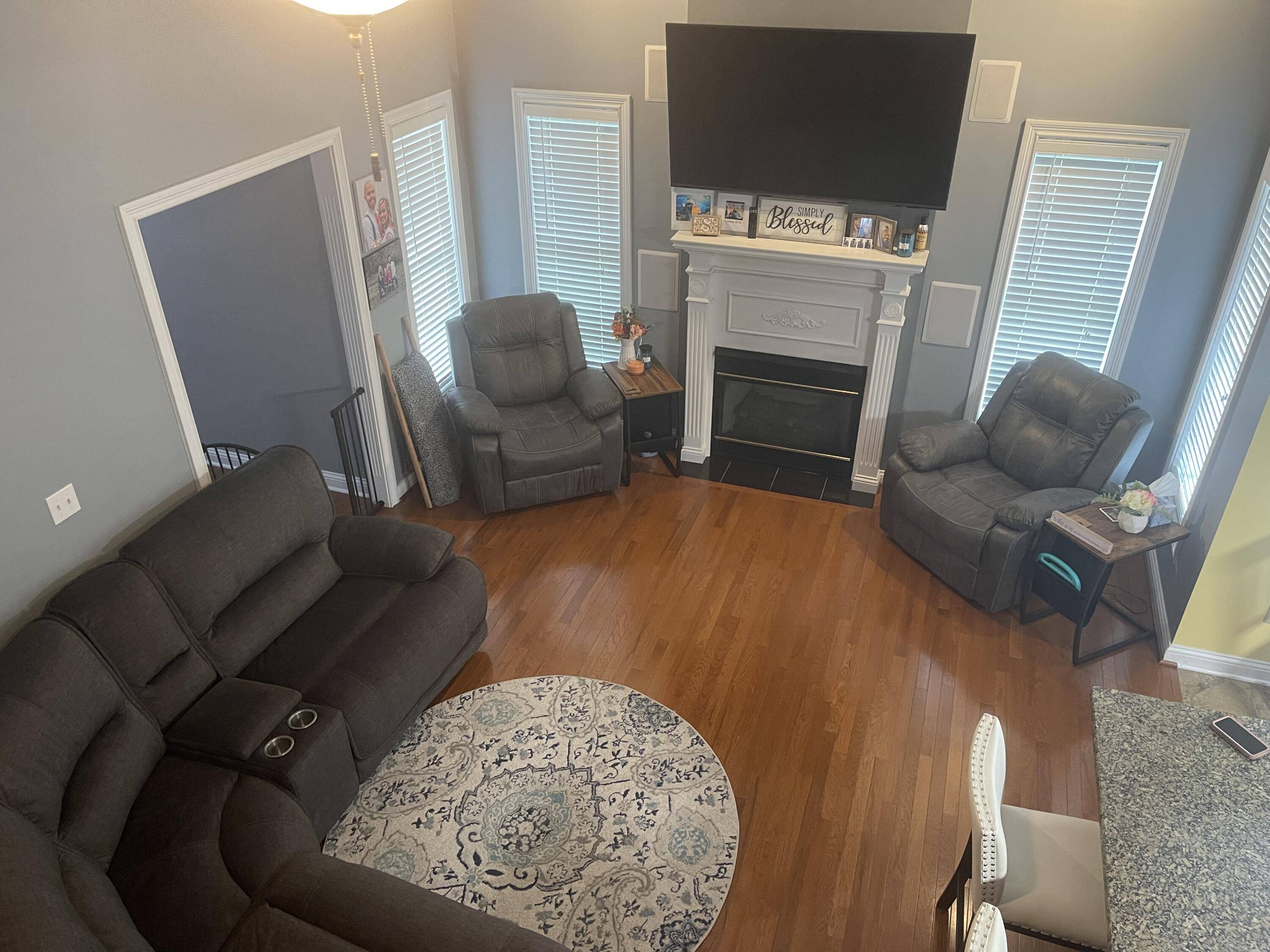 Bardstown, KY 40004,104 Freeman Avenue