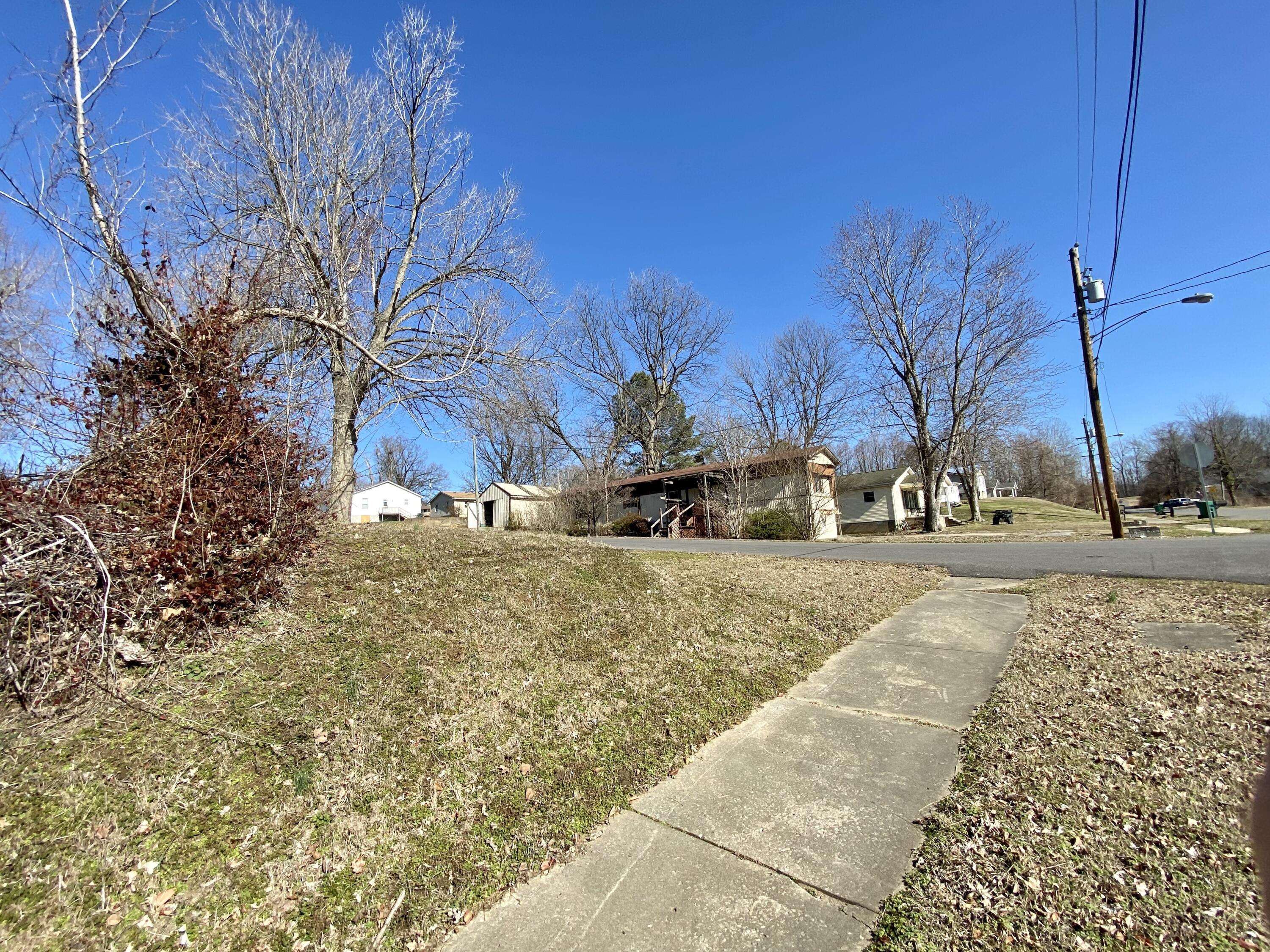 Wickliffe, KY 42087,658 Broadway Street