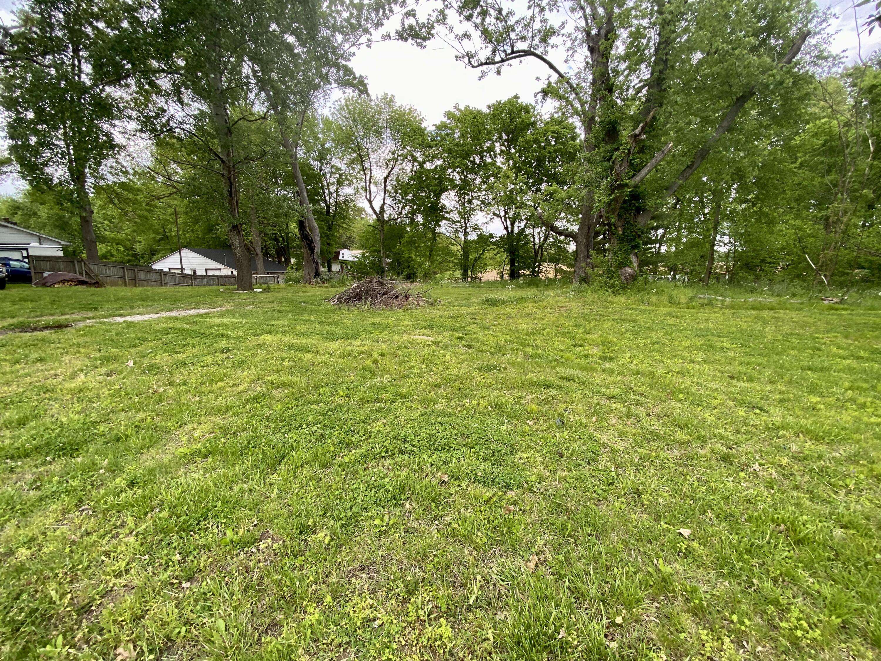 Owensboro, KY 42304,10066 KY-405