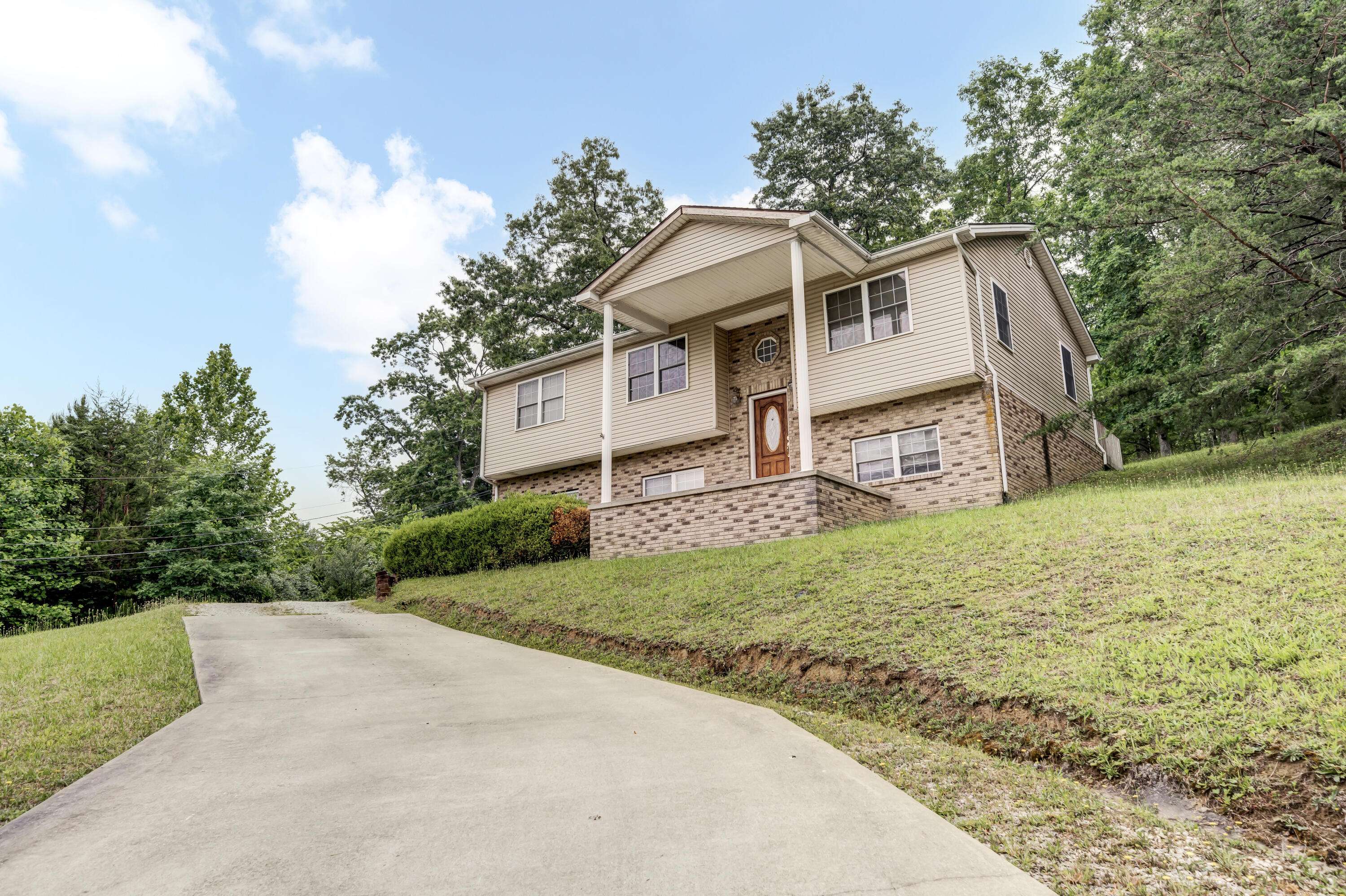 Morehead, KY 40351,112 Quail Hollow Road