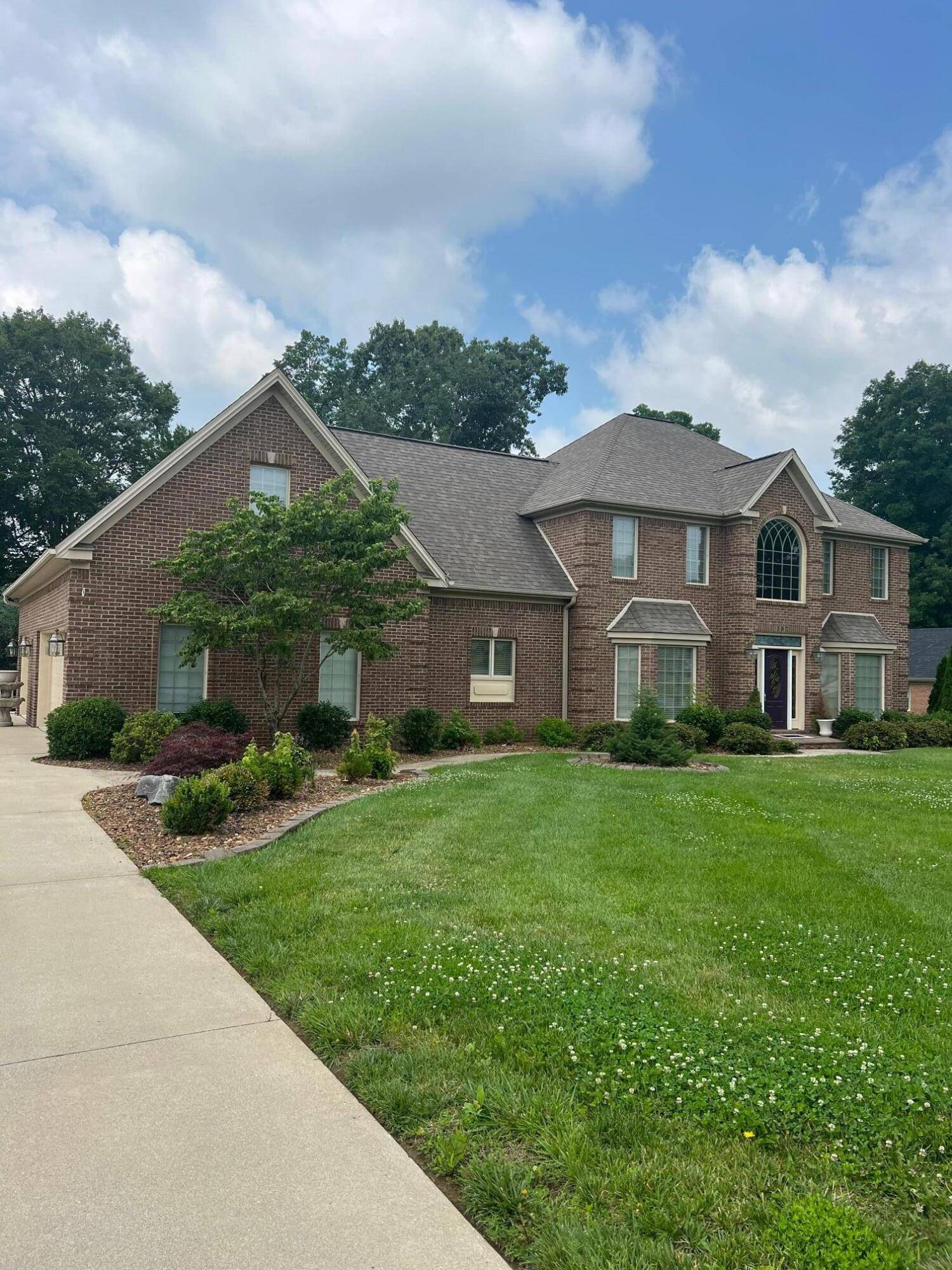 Somerset, KY 42503,187 Woodside Drive