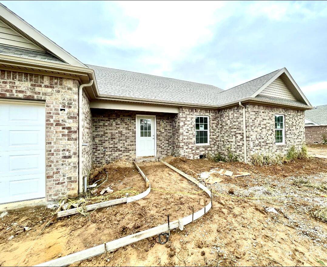 Somerset, KY 42503,417 Lone Oak Drive