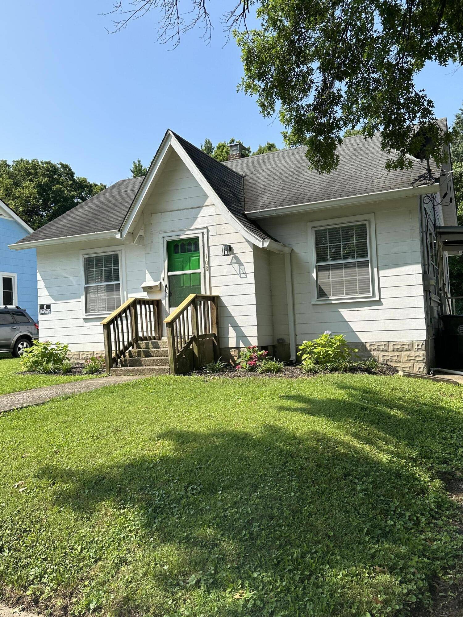 Lexington, KY 40505,108 Bermuda Avenue