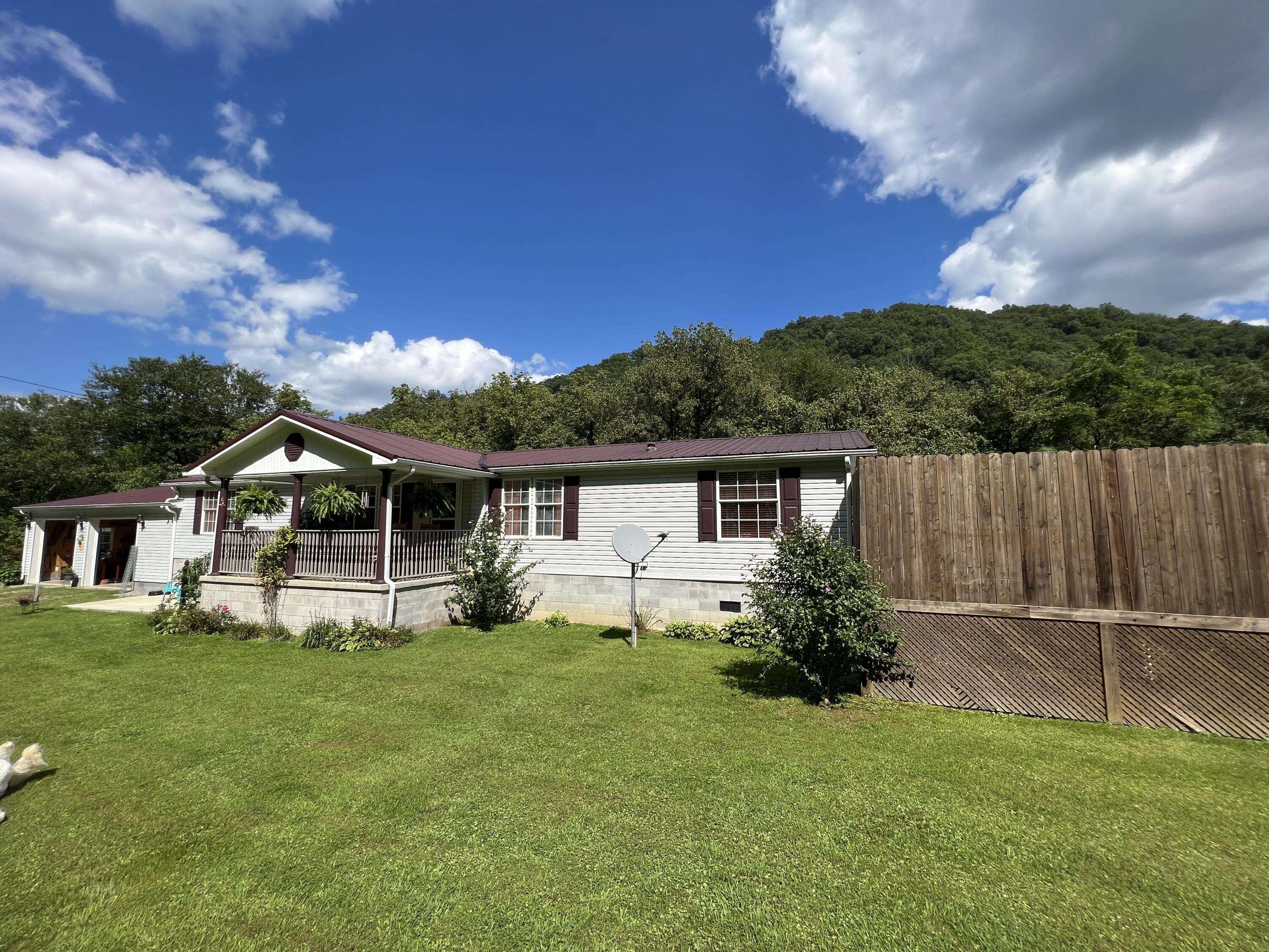 Prestonsburg, KY 41653,803 State Highway 404